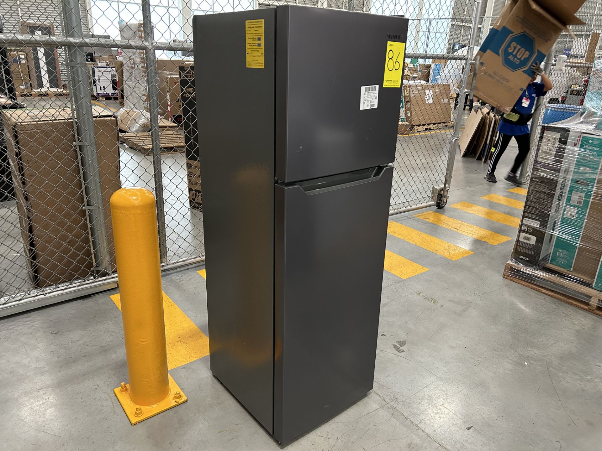 Lote de 2 refrigeradores contiene: 1 refrigerador Marca MABE, Modelo RME360FX, Serie 06730, Color G - Image 7 of 12