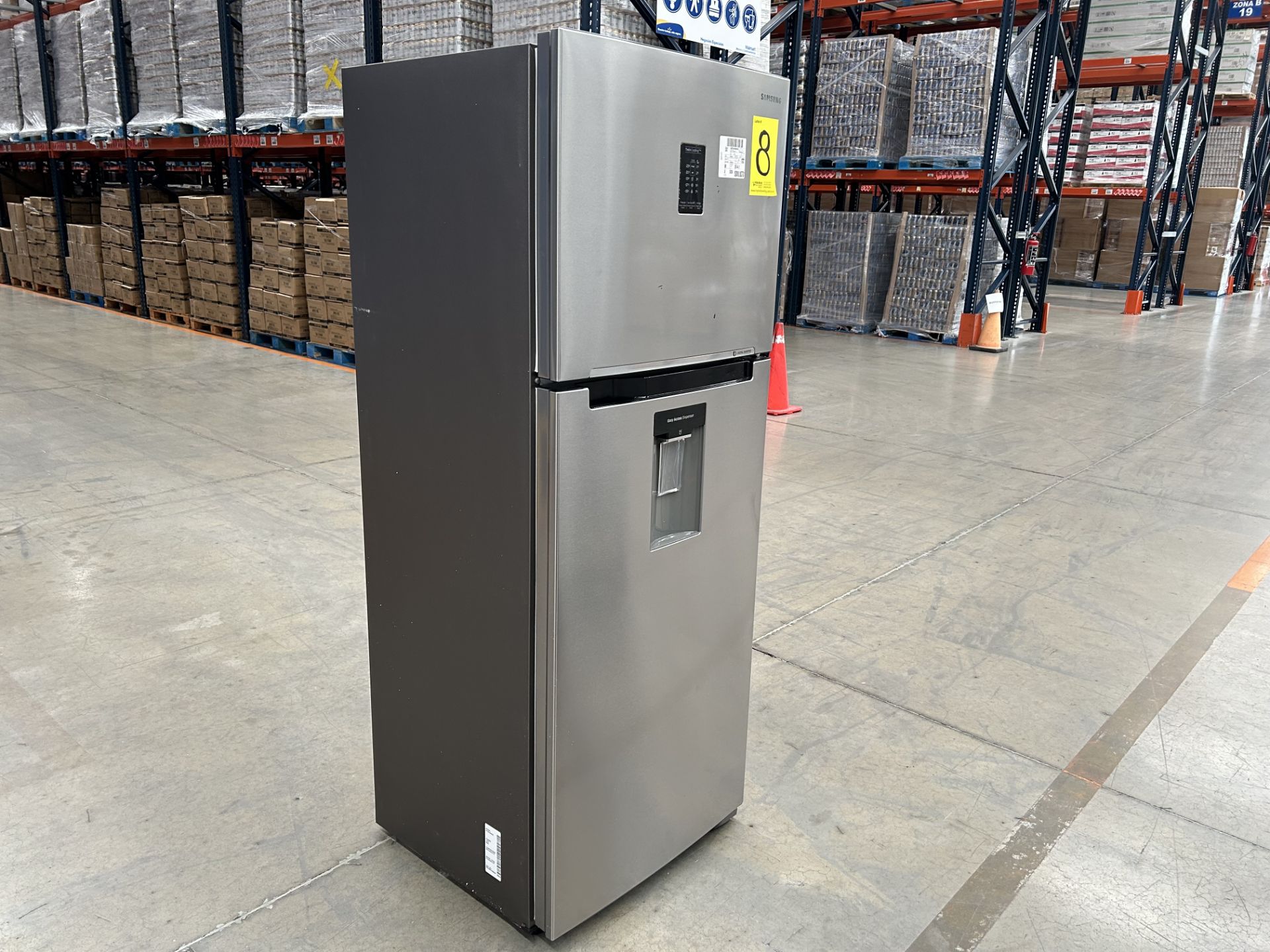(NUEVO) Lote de 1 Refrigerador con dispensador de agua Marca SAMSUNG, Modelo RT38A5982SL, Serie 400 - Image 2 of 5