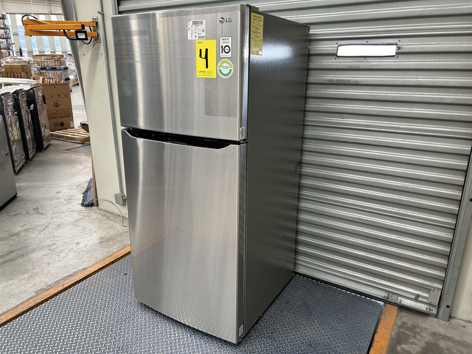 (NUEVO) Lote de 1 Refrigerador Marca LG, Modelo LT57BPSX, Serie 0C217, Color GRIS - Image 3 of 5