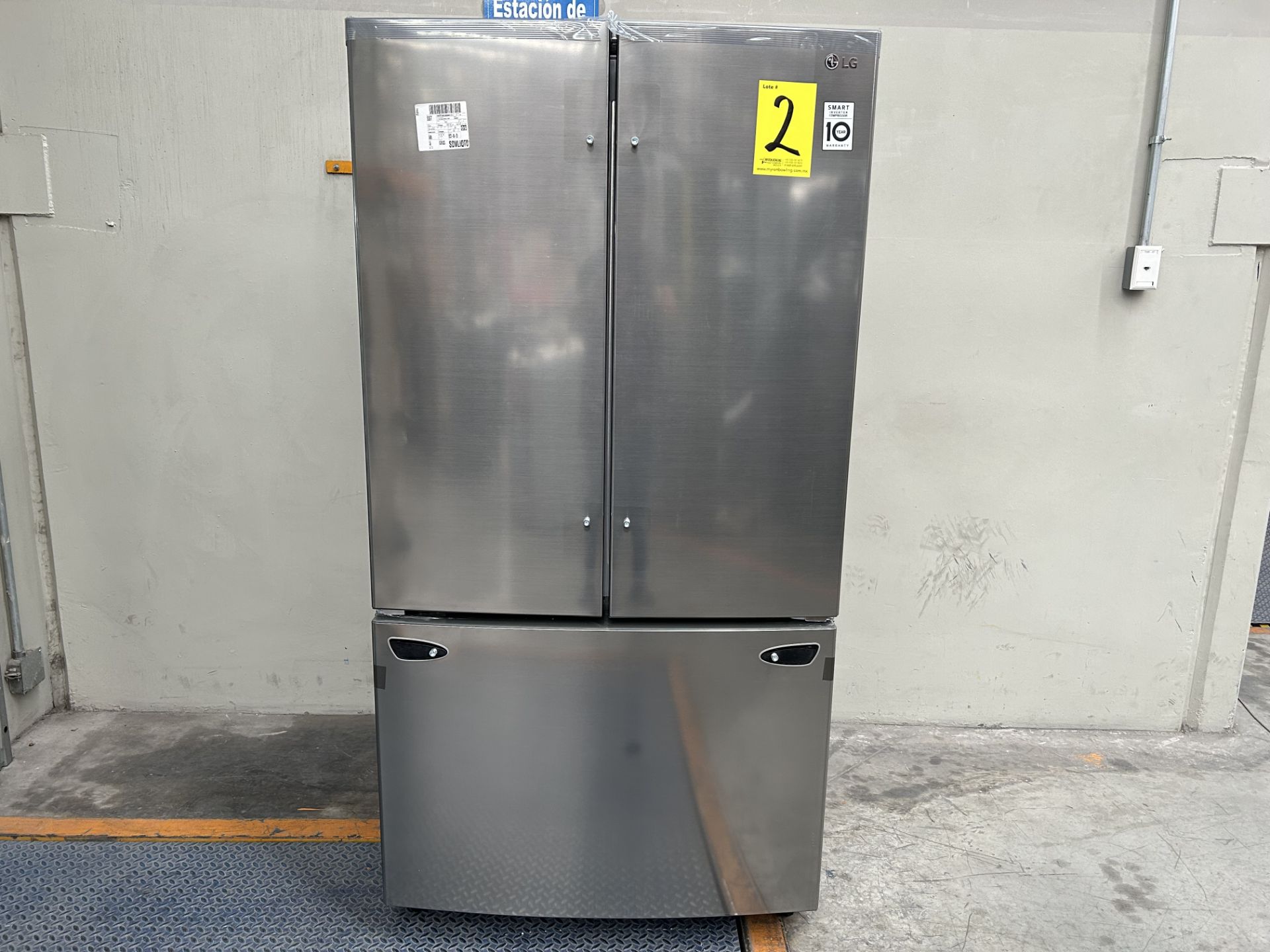 (NUEVO) Lote de 1 Refrigerador Marca LG, Modelo GM29BIP, Serie 16779, Color GRIS