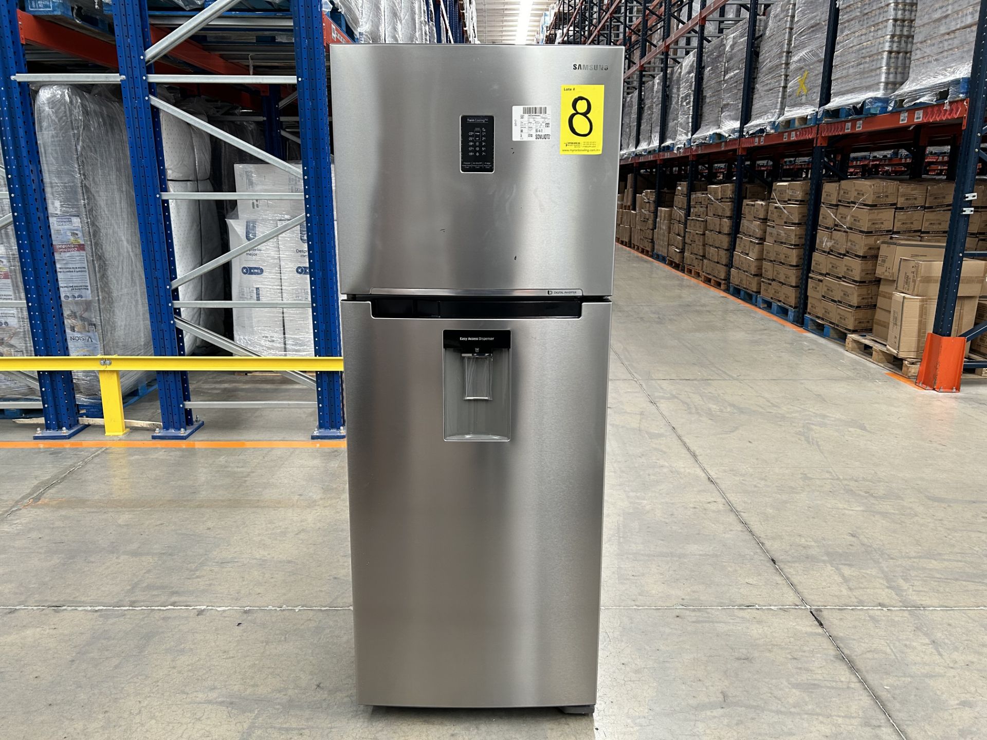 (NUEVO) Lote de 1 Refrigerador con dispensador de agua Marca SAMSUNG, Modelo RT38A5982SL, Serie 400
