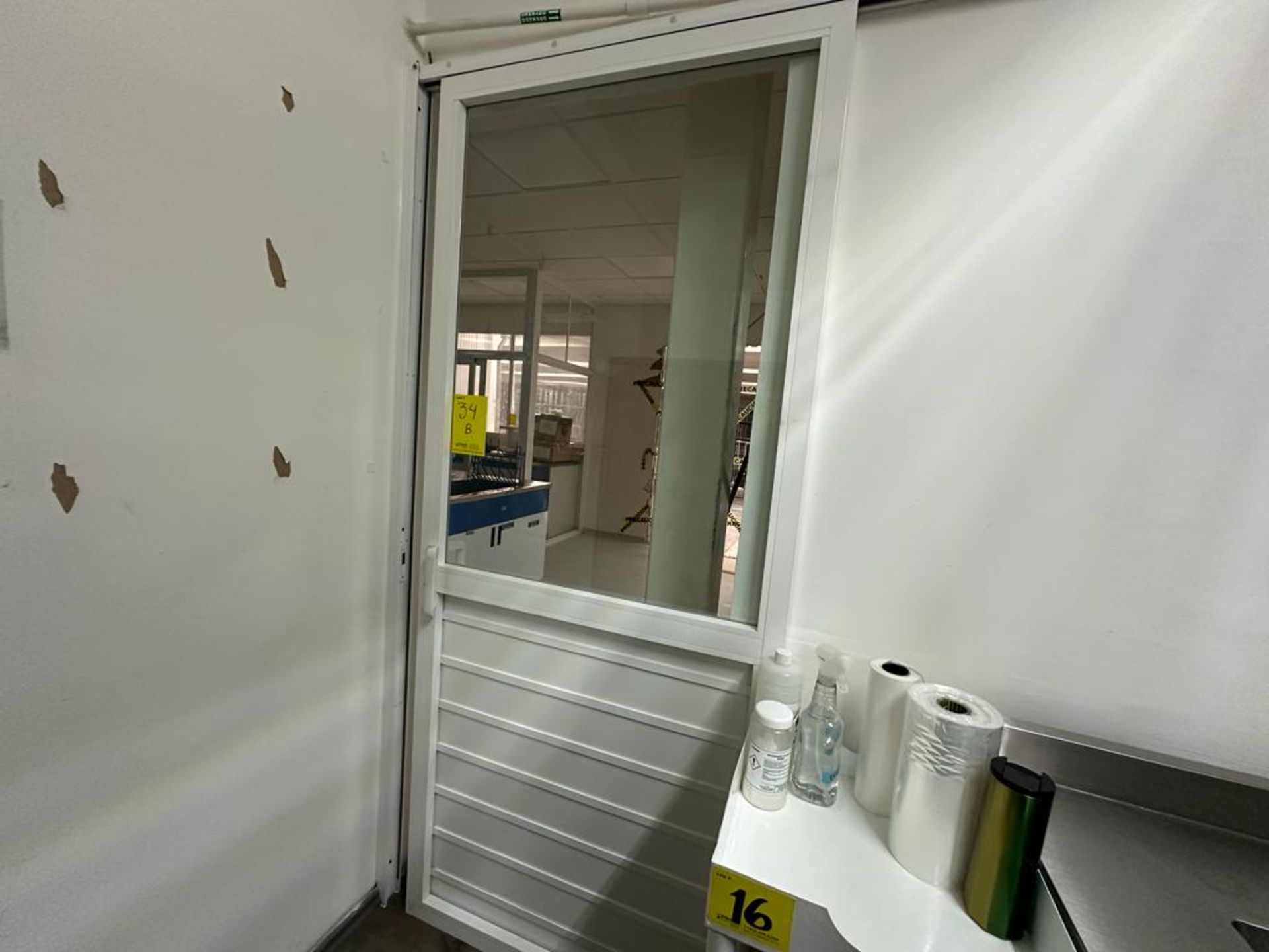 Lot consists of: 1 aluminum window with glass measures approximately 11.98 x 1.49 m; 1 aluminum - Image 12 of 26