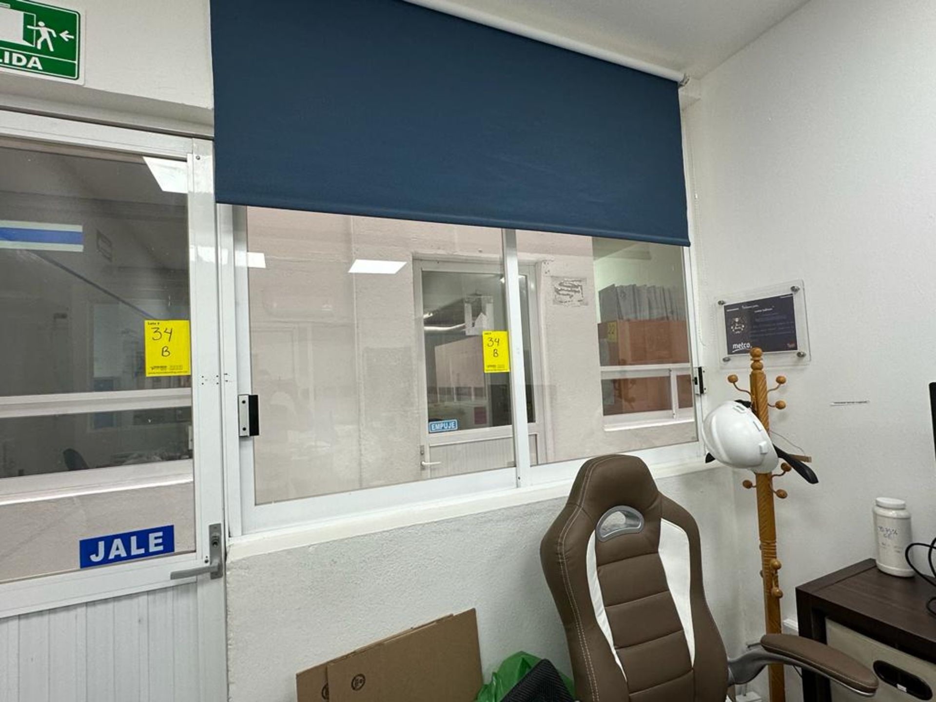 Lot consists of: 1 aluminum window with glass measures approximately 11.98 x 1.49 m; 1 aluminum - Image 7 of 26