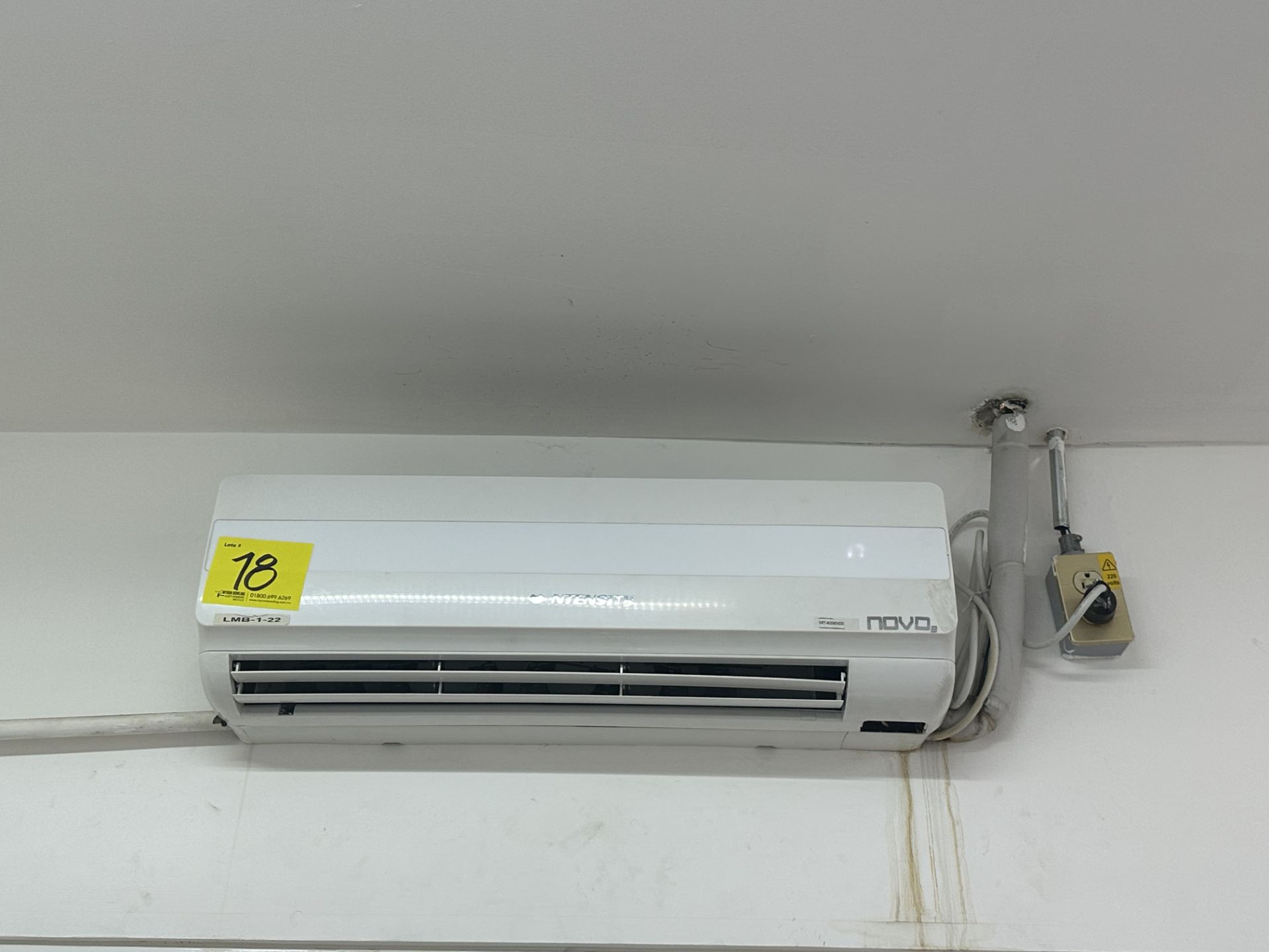Lot of 3 minisplit air conditioners: 1 Carrier Air Conditioner, Model ND, ND Series, includes conde - Image 10 of 15