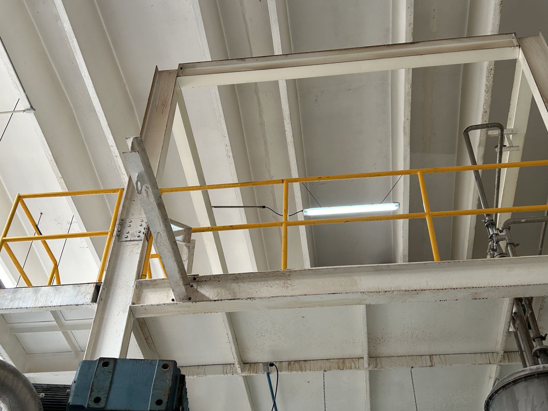 1 Mezzanine of 3 levels with IPR joist, measuring approximately 7.80 x 4.10 x 11.6 m, contains: 22 - Image 29 of 30