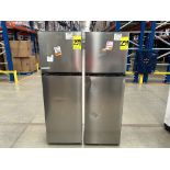 Lote de 2 refrigeradores contiene: 1 Refrigerador Marca MIDEA, Modelo MDRT280WINDX, Serie 1038, Col