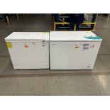 Lote de 2 congeladores contiene: 1 congelador Marca HISENSE, Modelo FC11D6BWX1, Serie 70065, Color