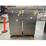 Lote de 1 Refrigerador de 2 piezas Marca WHIRPOOL, Modelo WSR57R18DM05, Serie UB2905163, Color GRIS