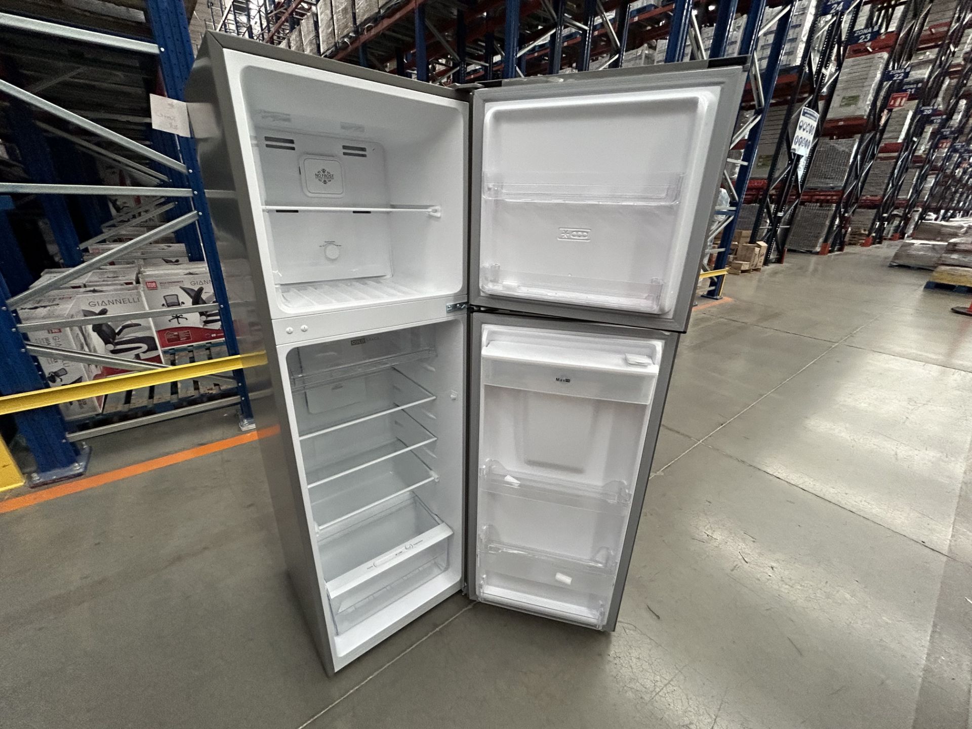 Lote de 2 refrigeradores contiene: 1 Refrigerador con dispensador de agua Marca WHIRPOOL, Modelo WT - Image 5 of 6