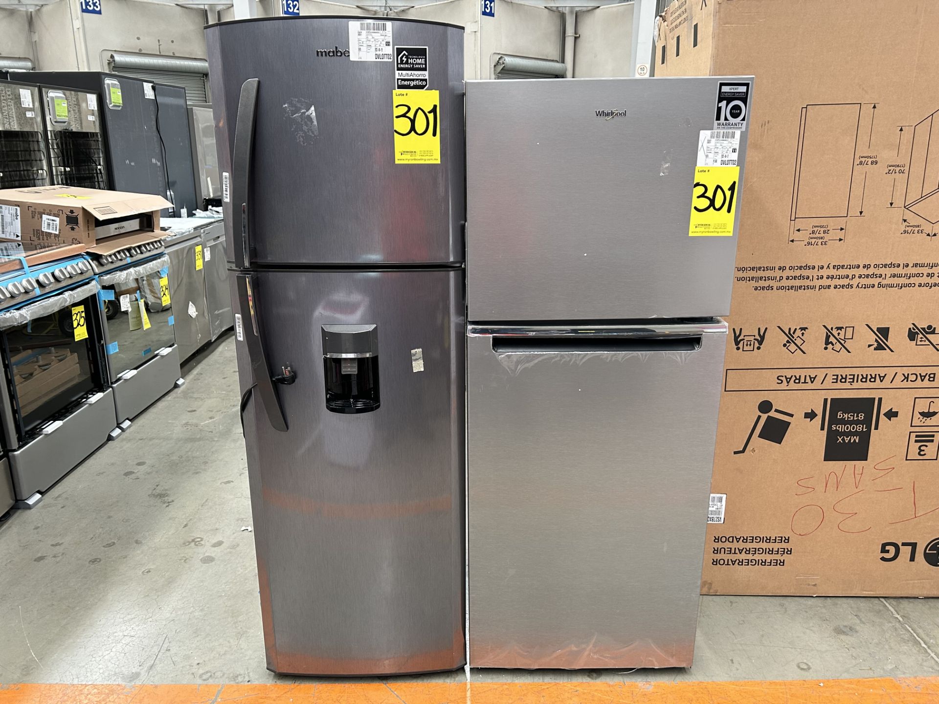 Lote de 2 refrigeradores contiene: 1 Refrigerador con dispensador de agua Marca MABE, Modelo RMA250