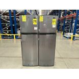 Lote de 2 refrigeradores contiene: 1 Refrigerador Marca MABE, Modelo RMA250PVMRE0, Serie 601881, Co