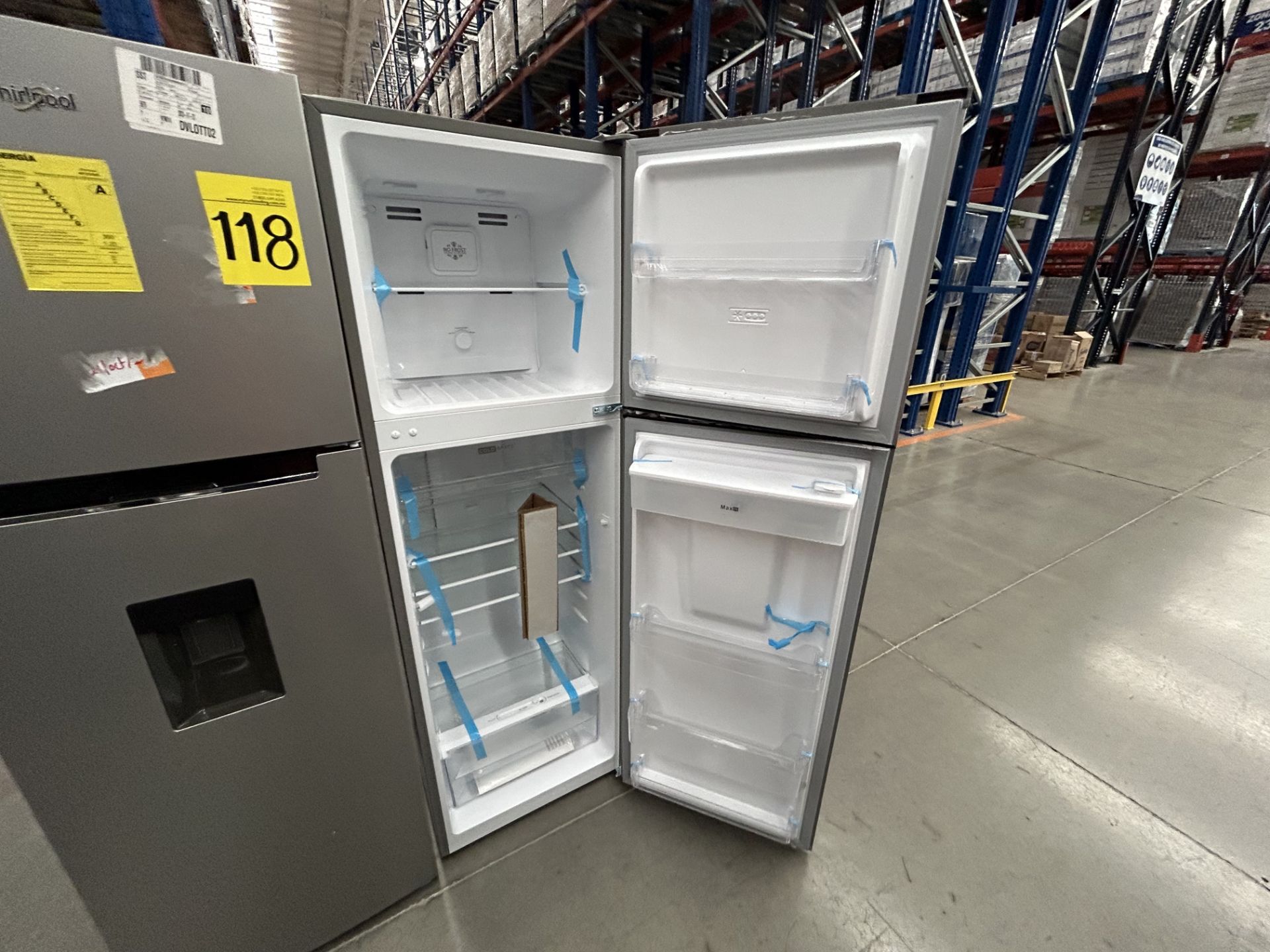 Lote de 2 refrigeradores contiene: 1 Refrigerador con dispensador de agua Marca WHIRPOOL, Modelo WT - Image 4 of 6