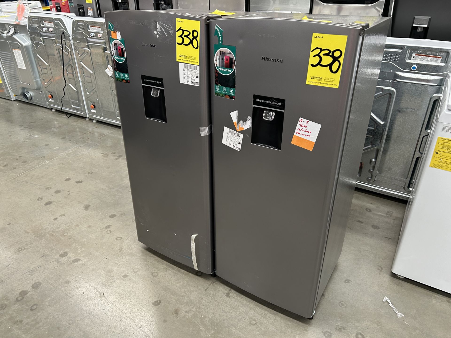 Lote de 2 refrigeradores contiene: 1 Refrigerador con dispensador de agua Marca HISENSE, Modelo RR6 - Image 2 of 6