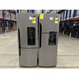 Lote de 2 refrigeradores contiene: 1 Refrigerador con dispensador de agua Marca MABE, Modelo RMS400