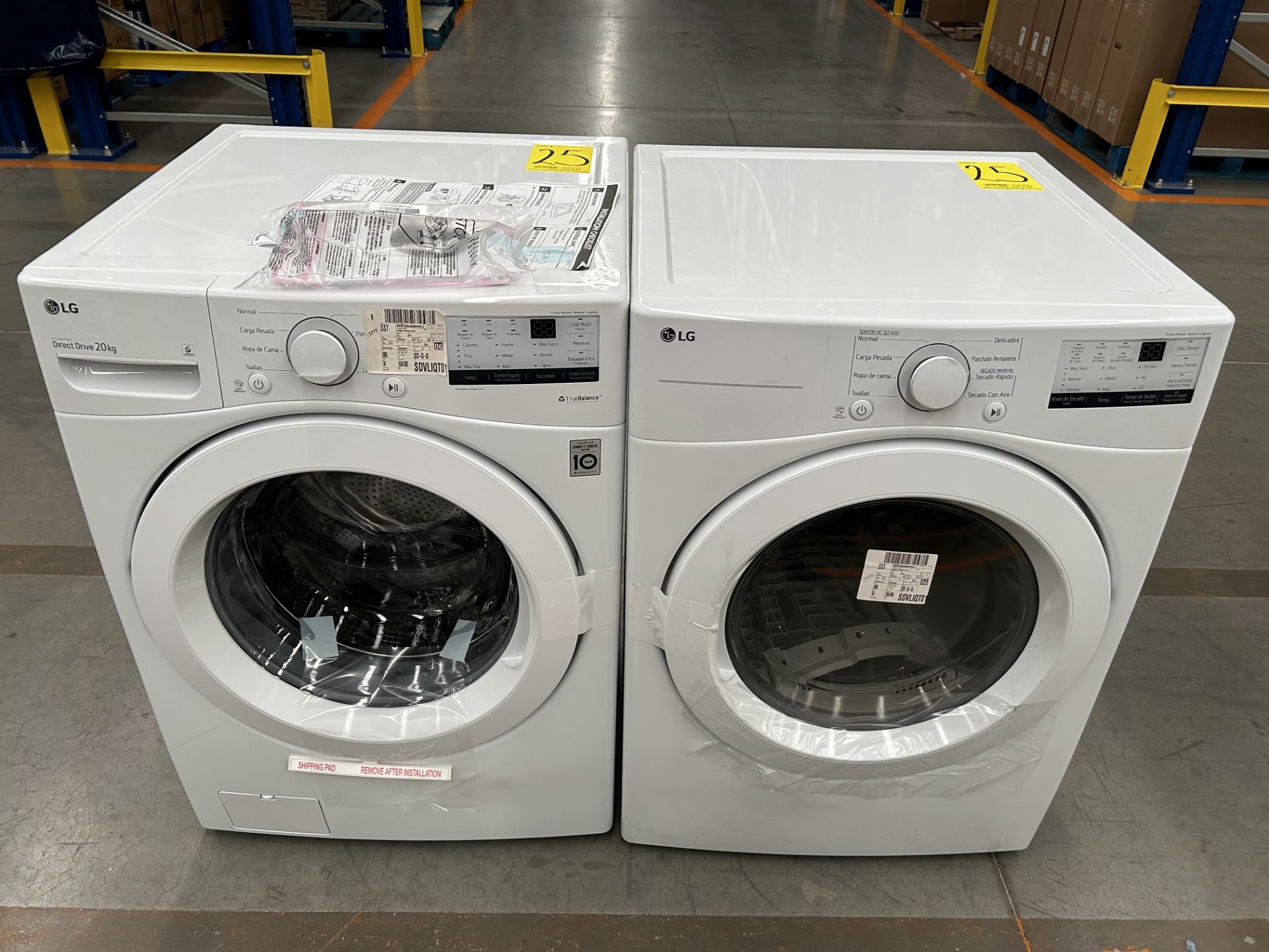 (Nuevo) Lote de 1 Lavadora y 1 Secadora contiene: 1 Lavadora de 20 KG Marca LG, Modelo WM20WV26W, S