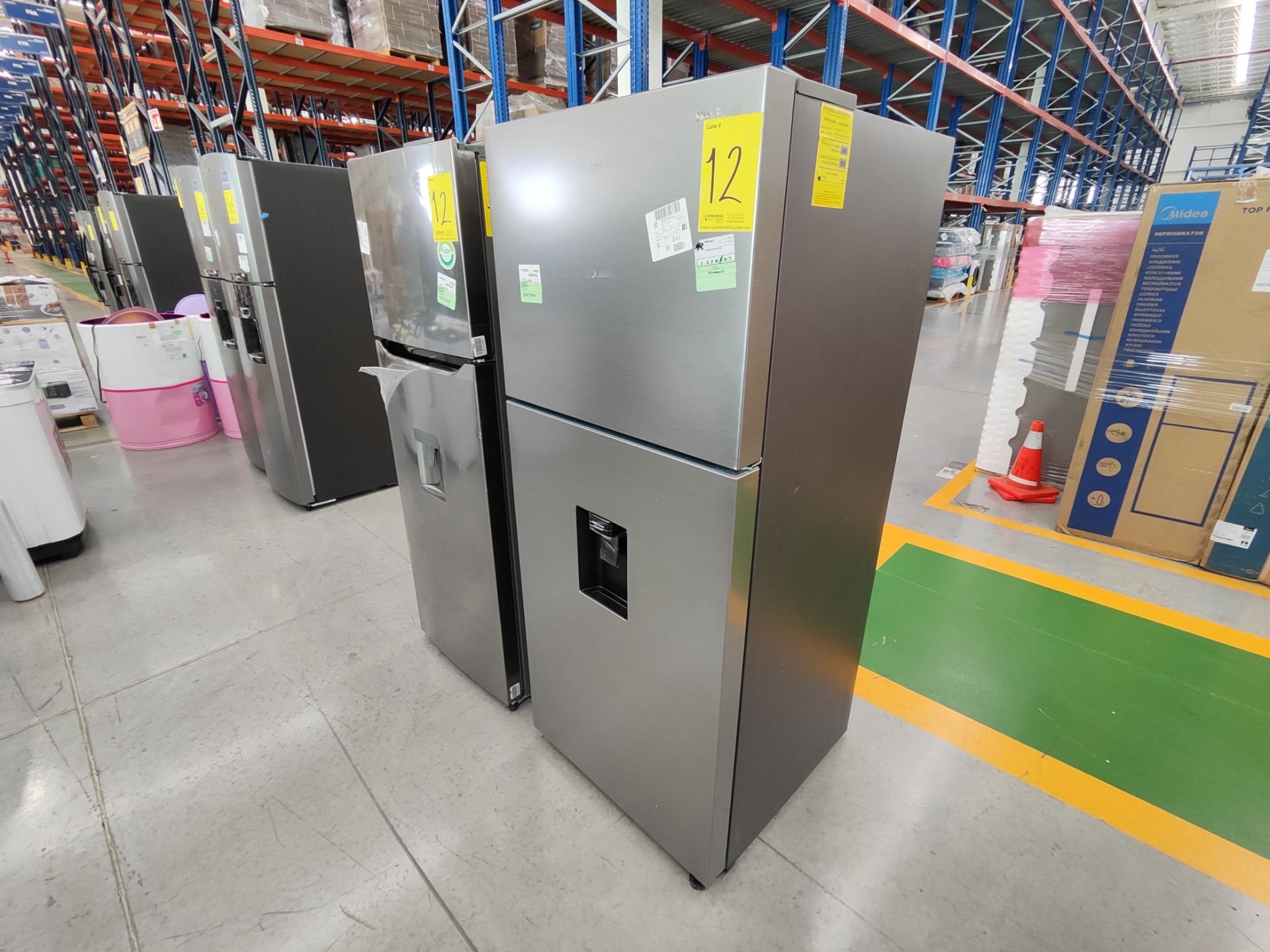 Lote de 2 refrigeradores contiene: 1 refrigerador con dispensador de agua Marca LG, Modelo GT32WDC, - Bild 2 aus 8