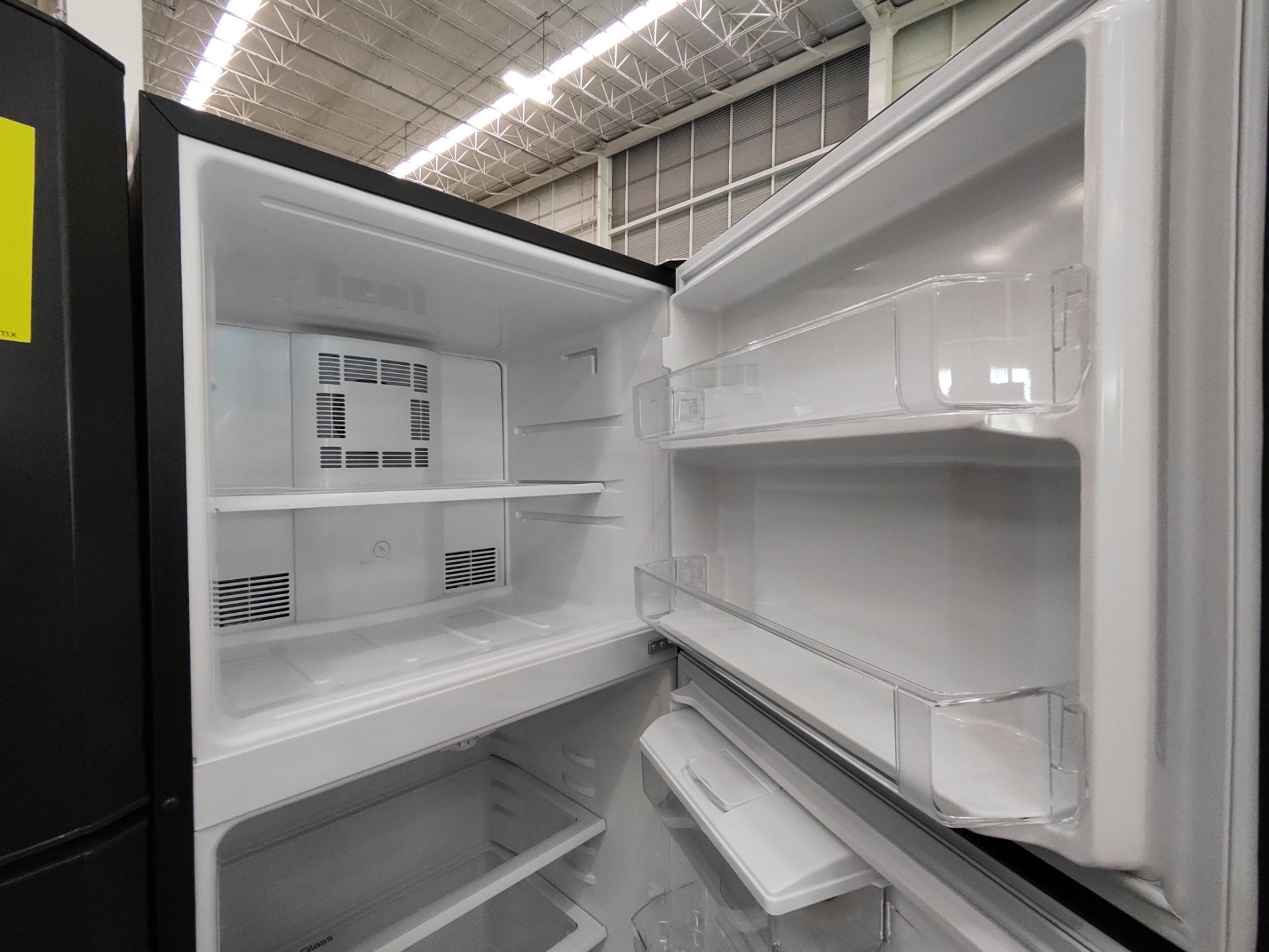 Lote de 2 refrigeradores contiene: 1 refrigerador con dispensador de agua Marca MABE, Modelo RME360 - Bild 5 aus 8