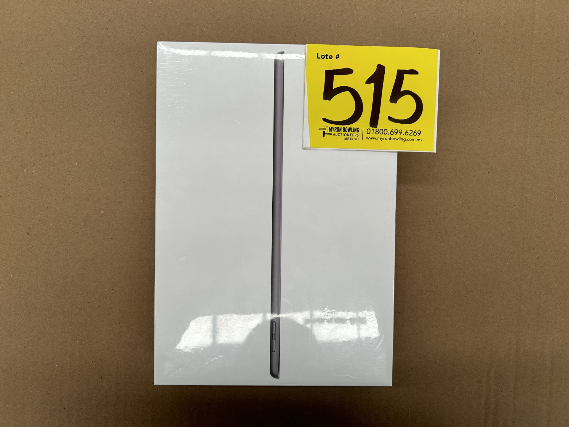 (Nuevo) Lote de 1 iPad 9a generación de 64 GB, Serie 99C9XV, Color GRIS (Sellada, Favor de Inspecci - Image 2 of 5