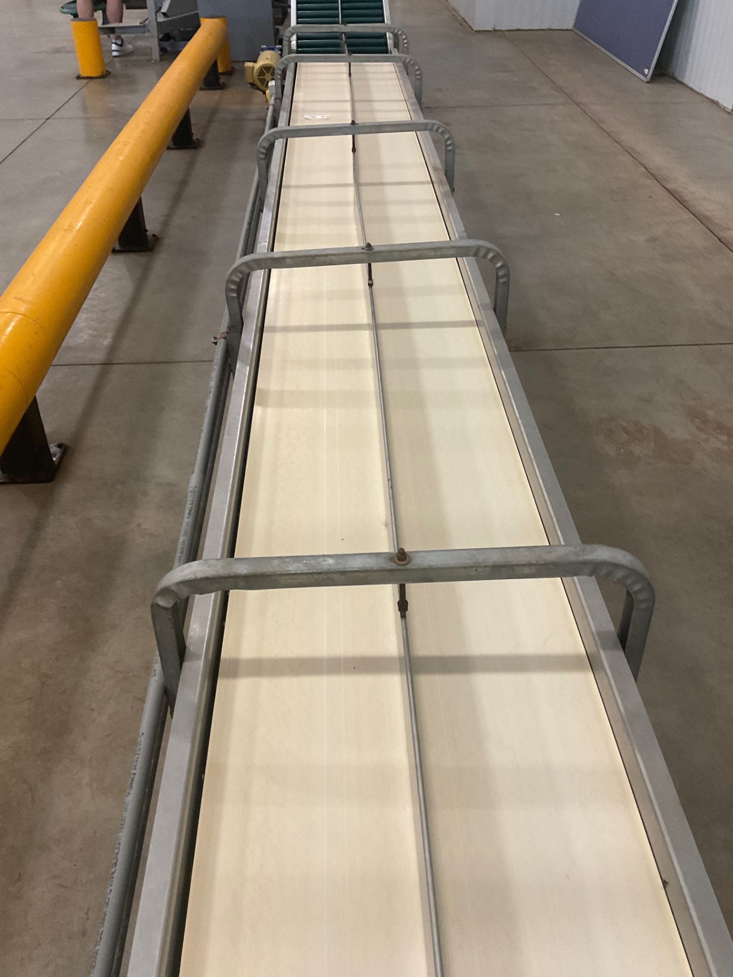 Powered Belt Packoff Conveyor, Approx Dims: 2ft W x 60 ft OAL - Subj to Bulk | Rig Fee $1000 - Image 5 of 5