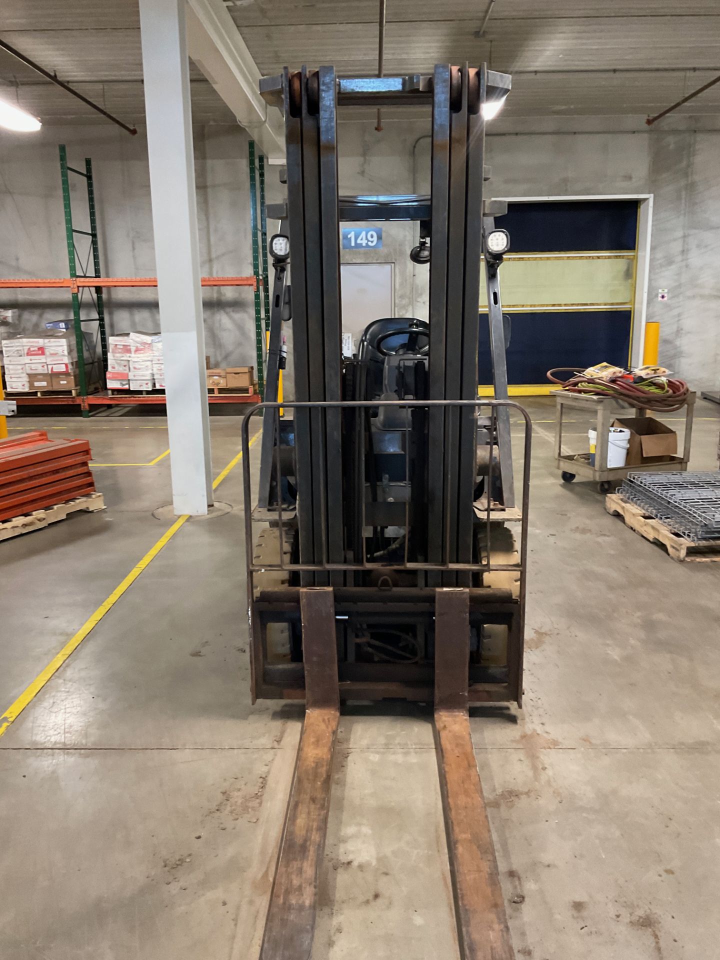 Unicarriers Model MP1F2A25LV Lift Truck, Side Shift, 3100 LB Max Ca (Not Operational) | Rig Fee $150 - Image 2 of 5