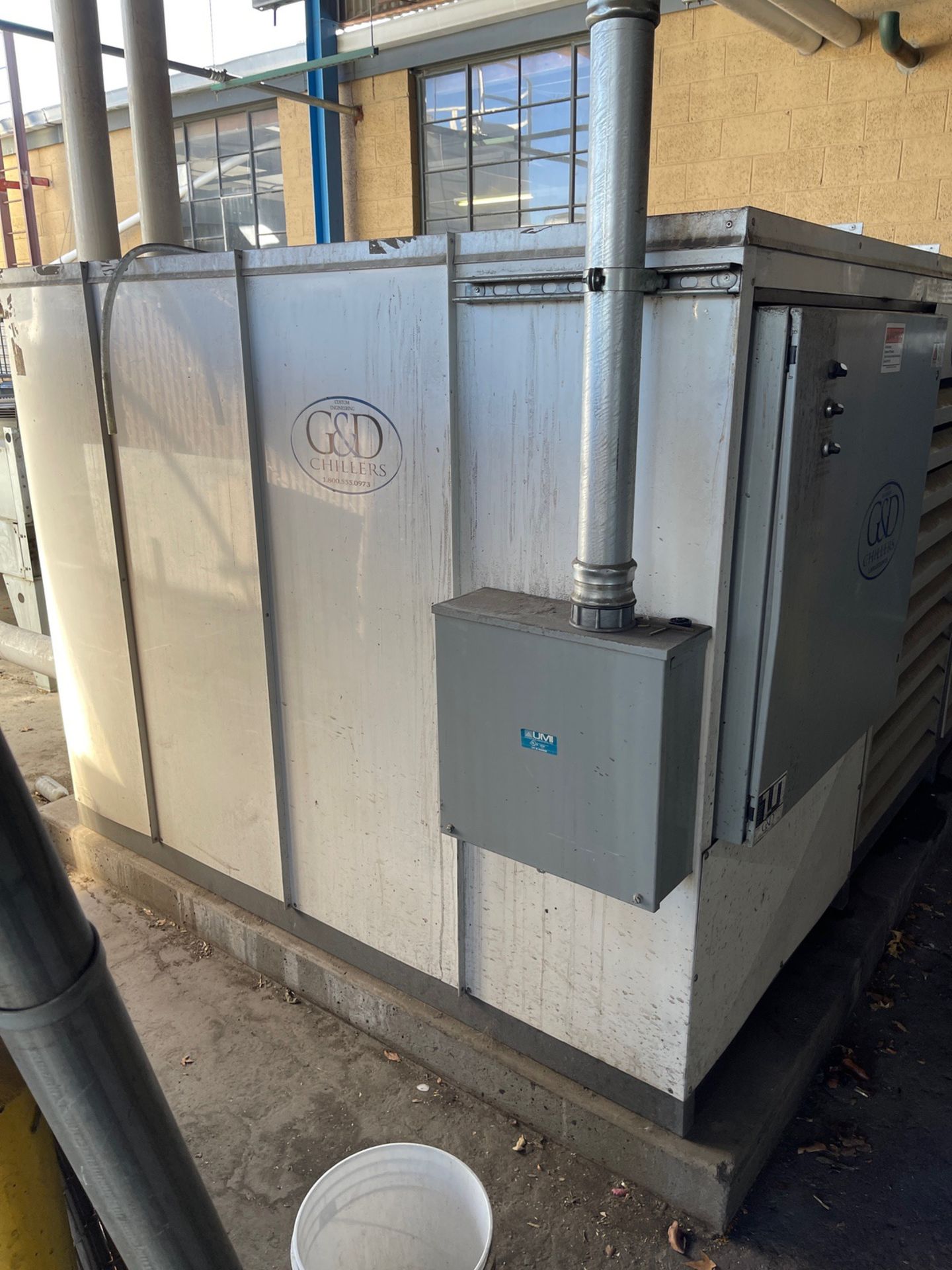 G&D Chillers GD-80H Glycol Chiller, Dual 40HP Compressors, 500 Gallon Reservoir Tank | Rig Fee $1050 - Image 2 of 5