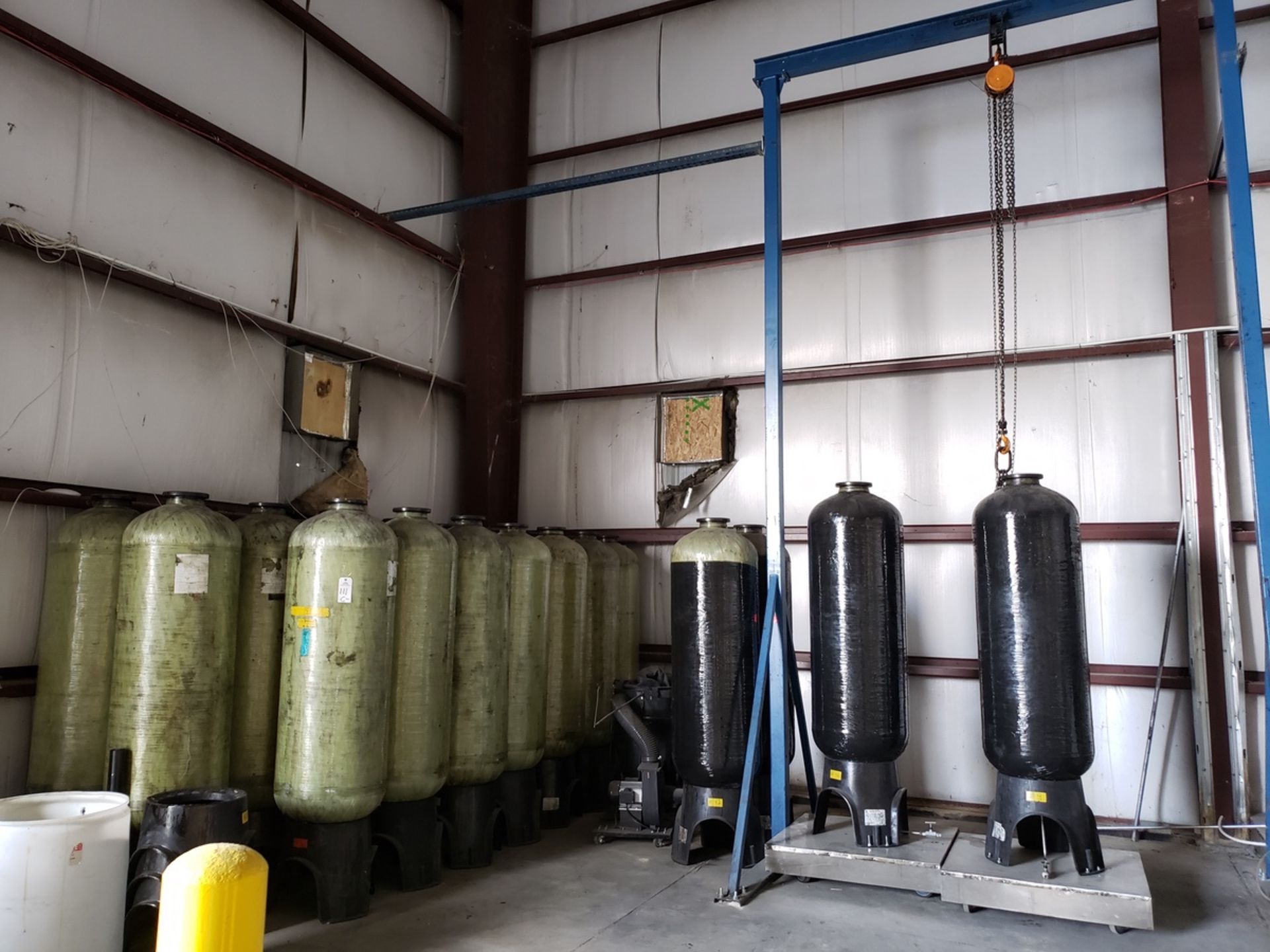 Lot of (27) Pentair Water Composite Filter Media Canisters, W/ Maintenance Hoist | Rig Fee $2700