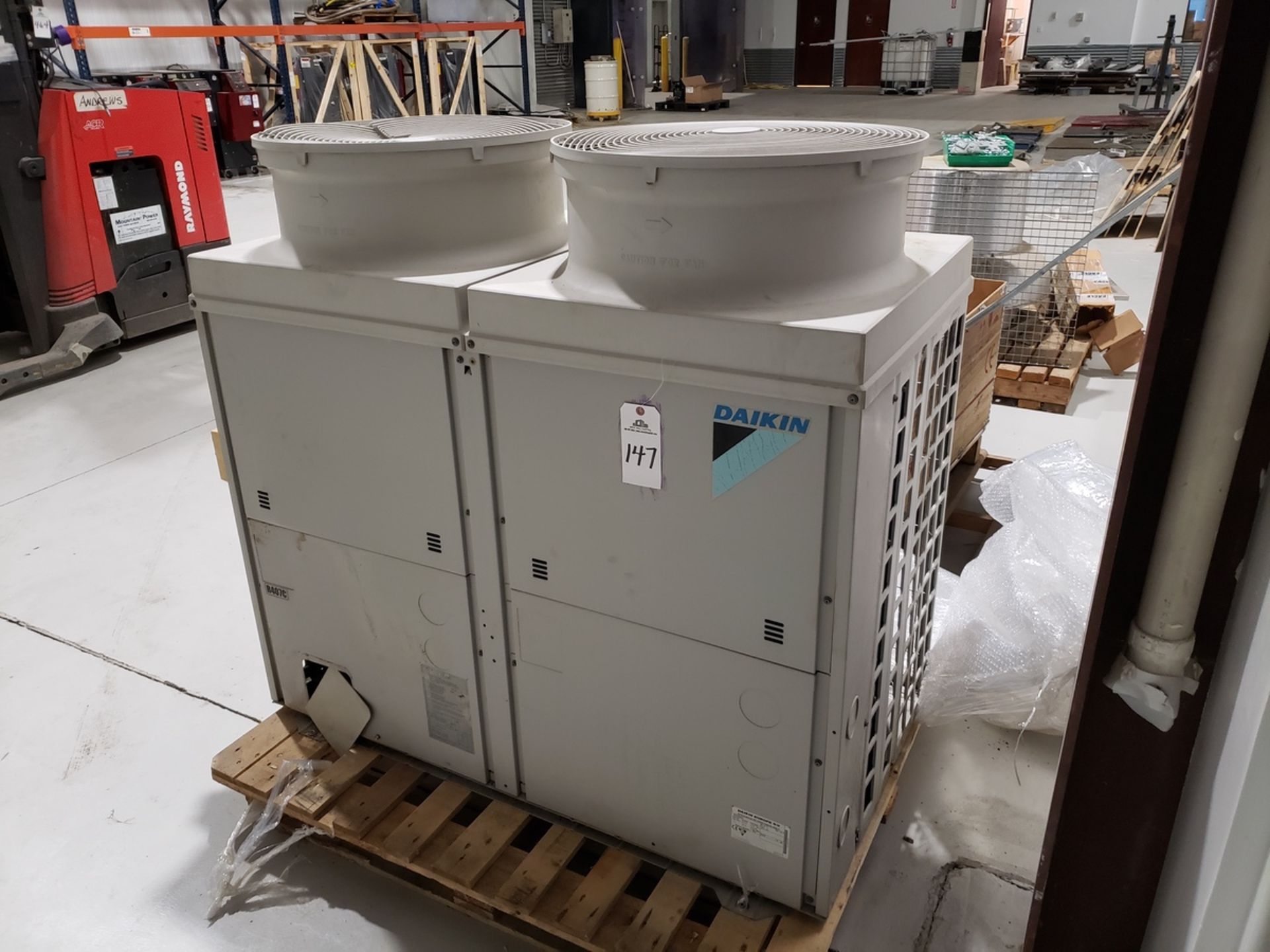 Daikin Water Chiller, M# RP200B8W1, S/N 3000928 | Rig Fee $75