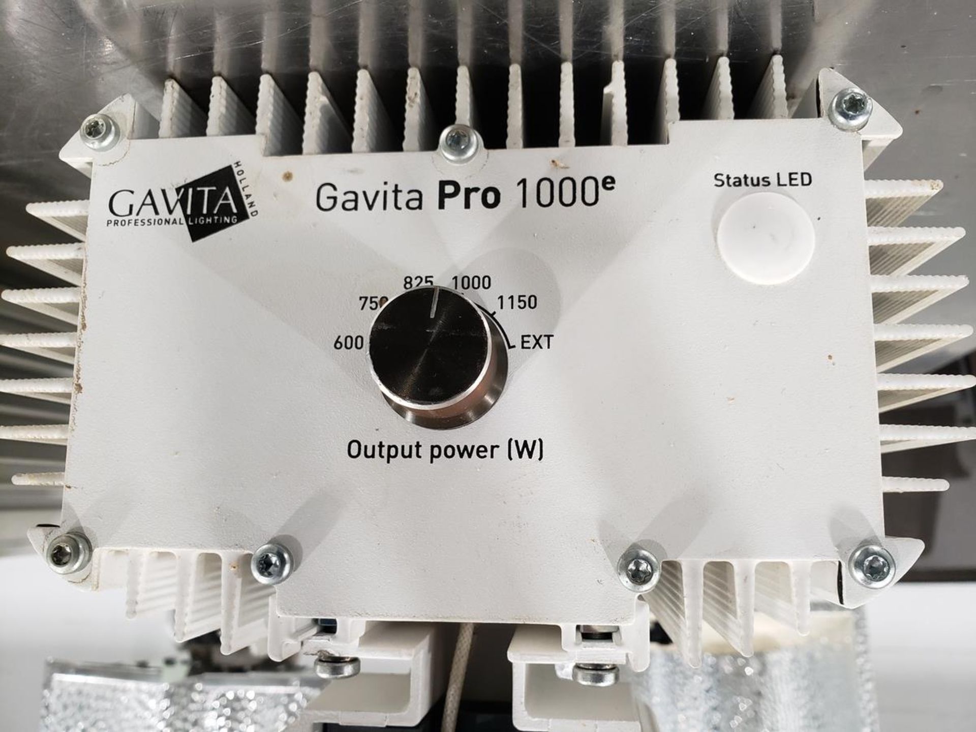 Lot of (14) Gavita HID Grow Lights, M# Gavita PRO 1000, W/ Cables | Rig Fee $200 - Image 3 of 4