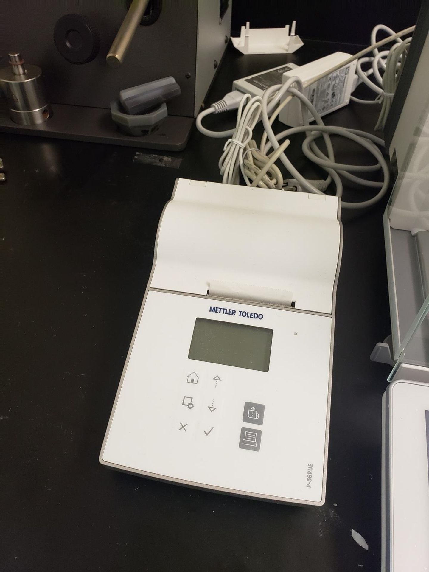Mettler Toledo DeltaRange Precisions Balance Scale, M# XPR205DR, S/N B941386989, W/M | Rig Fee $75 - Image 5 of 5