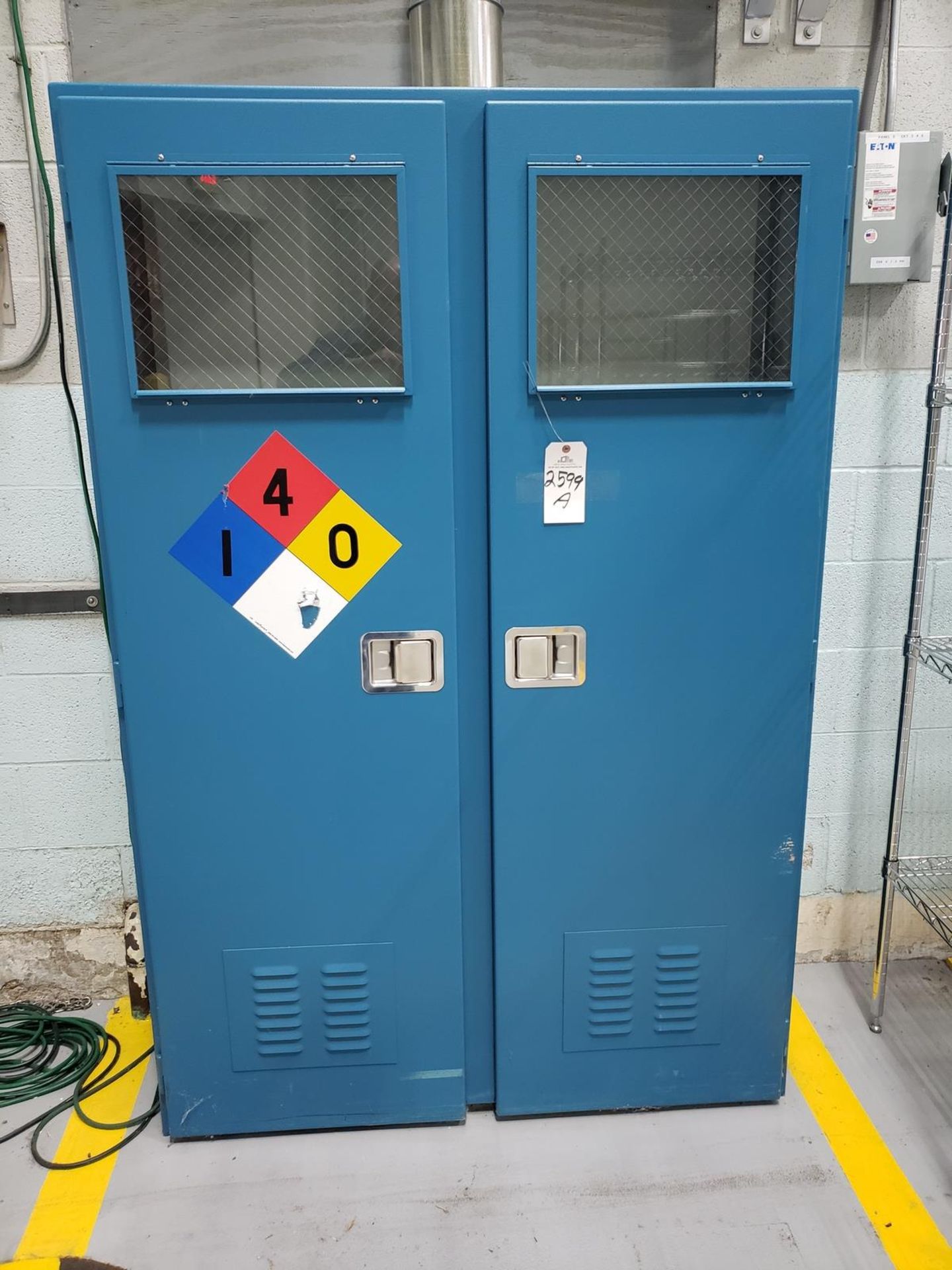 Compressed Gas Tank Storage Cabinet