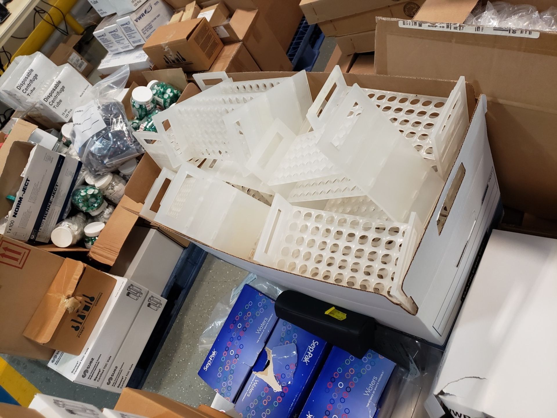 Pallet Lot Laboratory Supplies | Rig Fee $50 - Image 3 of 7