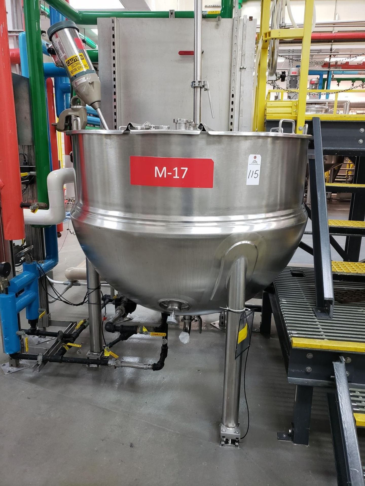 Lee Industries 300 Gallon Stainless Steel Jacketed Mixing Kettle, W/ Agitator & VFD | Rig Fee $400