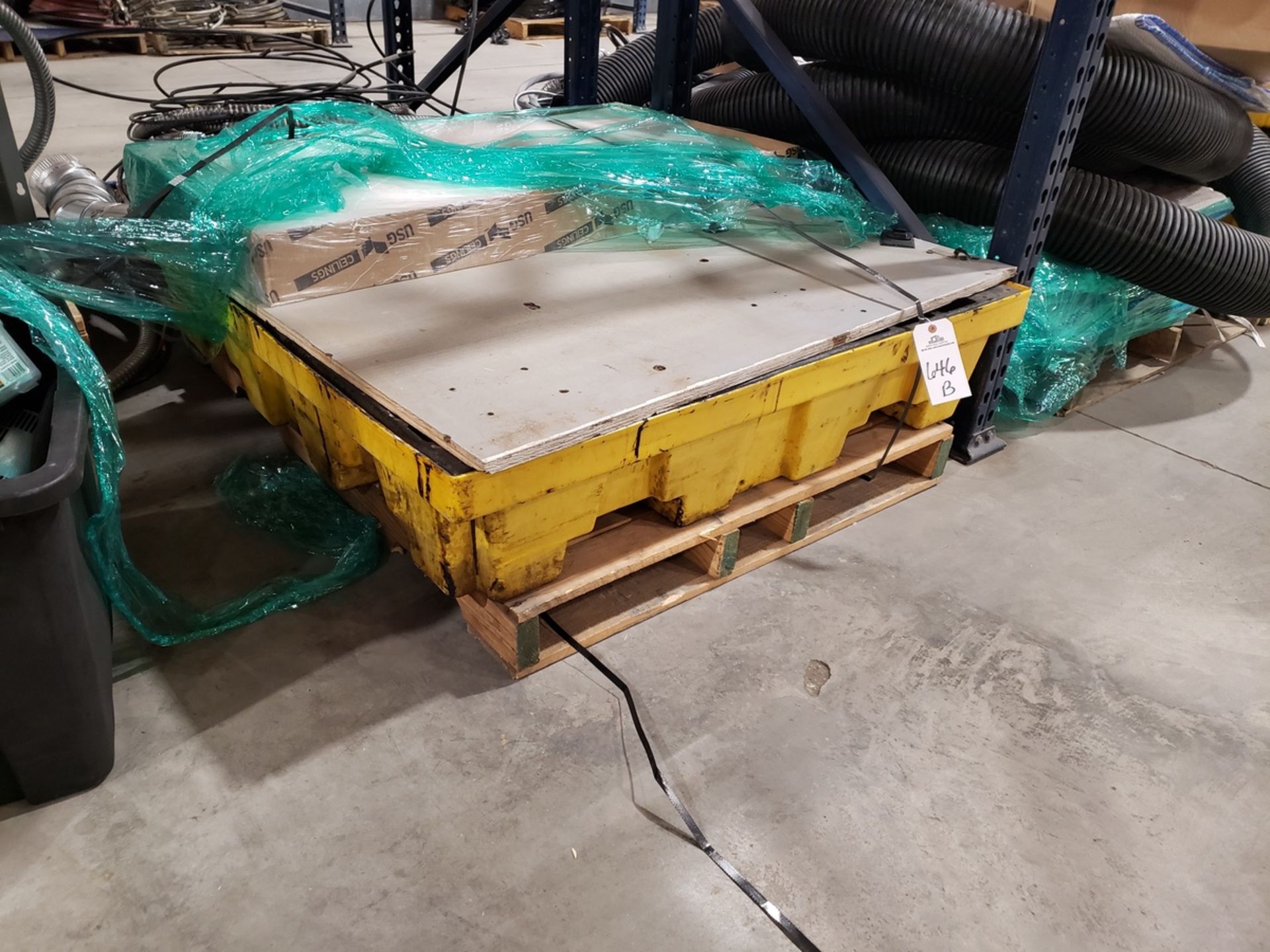 Pallet Lot, Spill Containment Pallet | Rig Fee $35