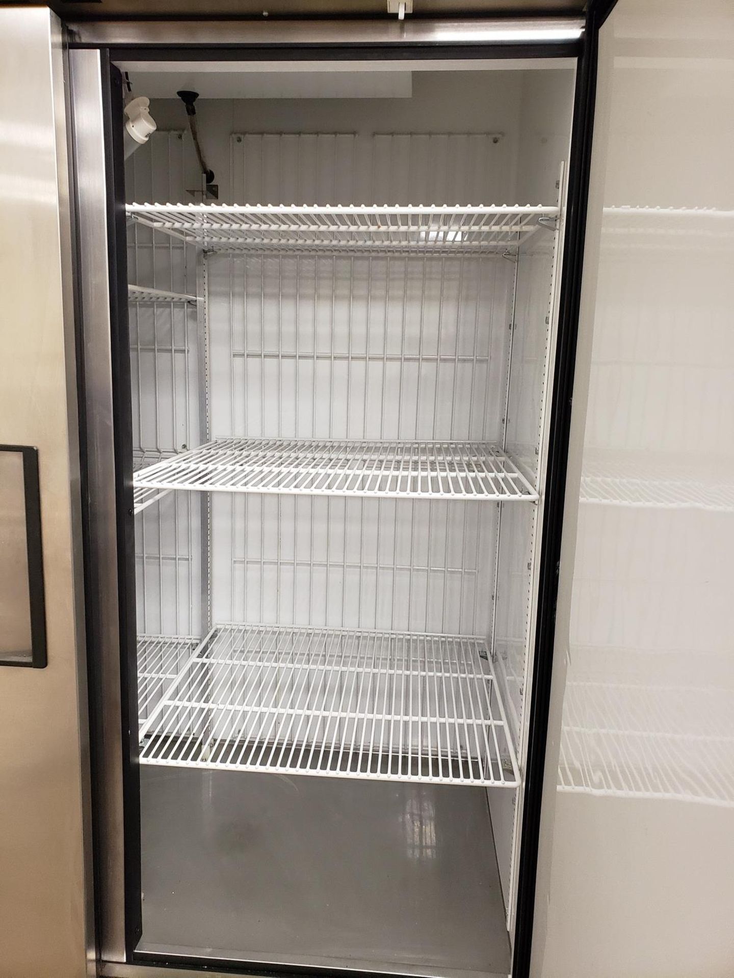 True Commercial Refrigerator, M# T-49F, S/N 1-3721835 | Rig Fee $350 - Image 4 of 4