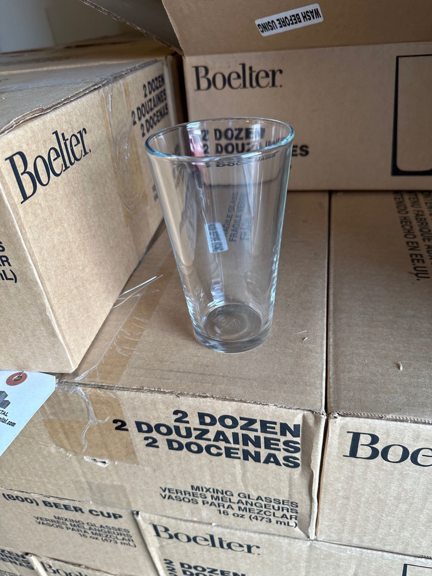 Boelter 16 oz Tumbler Clear Glass Pint - Approx 34 Cases on Pallet - Subj to Bulk | Rig Fee $35 - Image 2 of 3