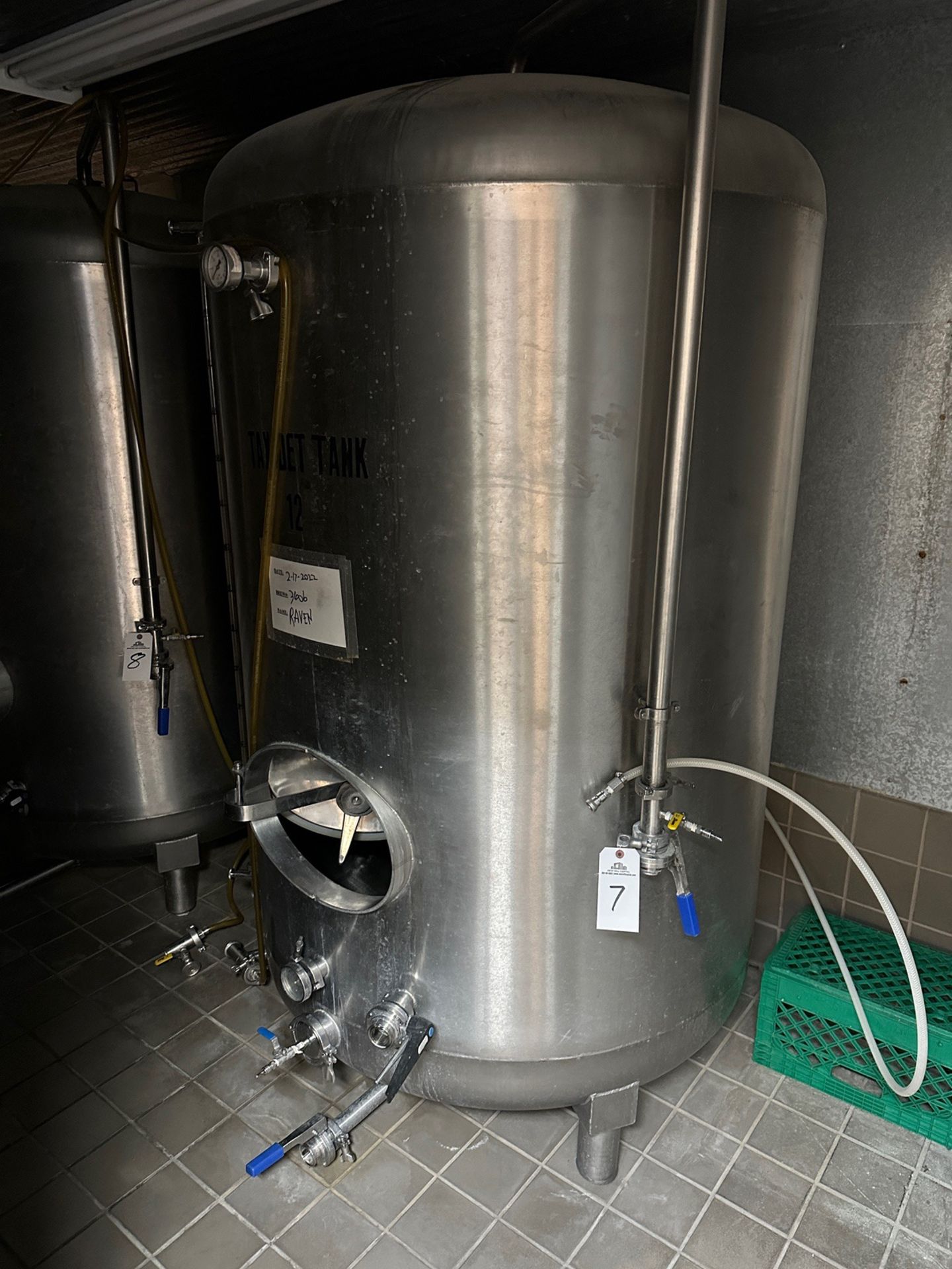 17 BBL Stainless Steel Holding/Serving Tank, Dish Bottom, Mandoor, S - Subj to Bulk | Rig Fee $750