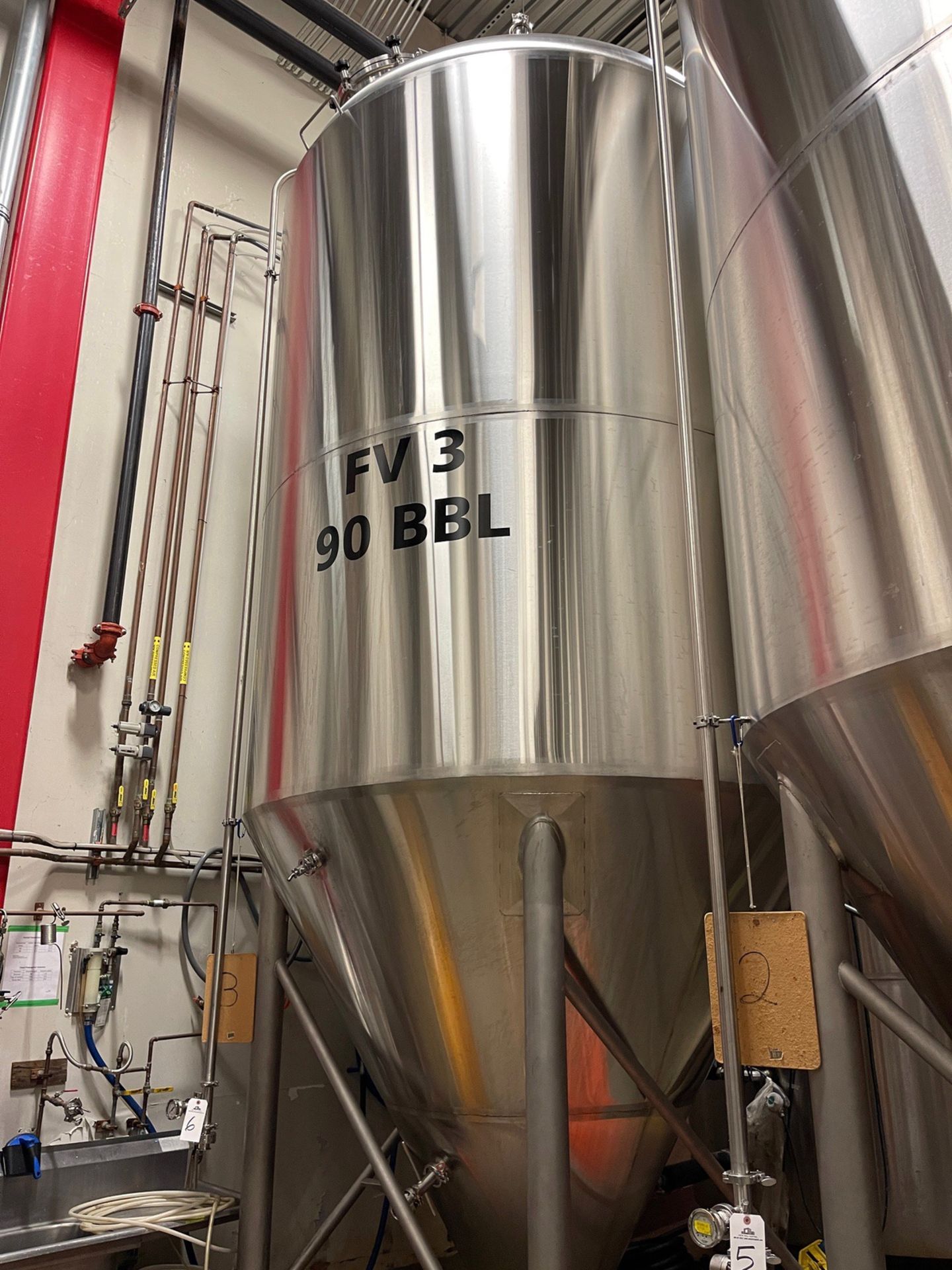 DME 90 BBL Fermentation Tank - Cone Bottom, Glycol Jacketed, Mandoor, Zwickel Valve, | Rig Fee $2600