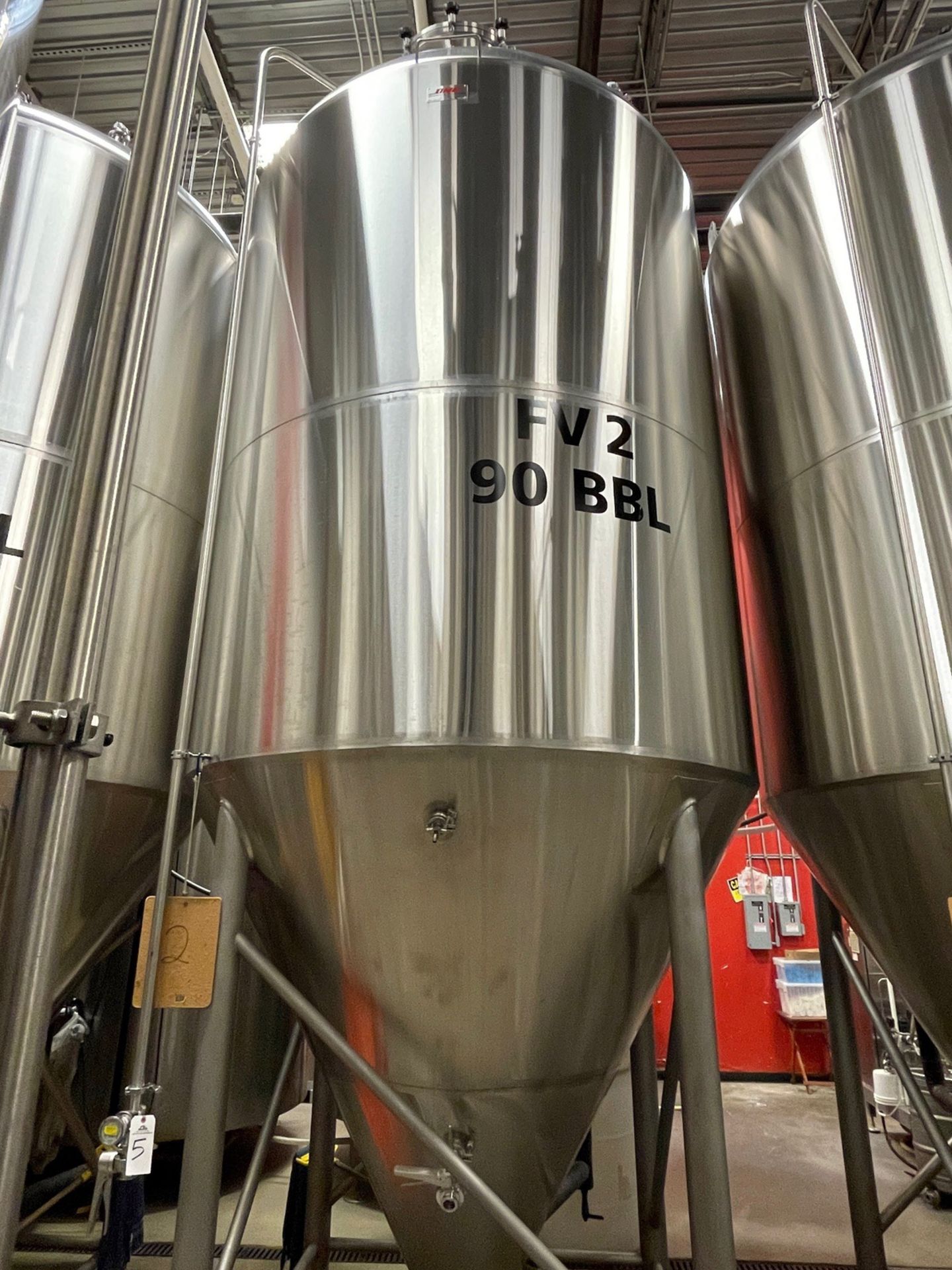 DME 90 BBL Fermentation Tank - Cone Bottom, Glycol Jacketed, Mandoor, Zwickel Valve, | Rig Fee $2600