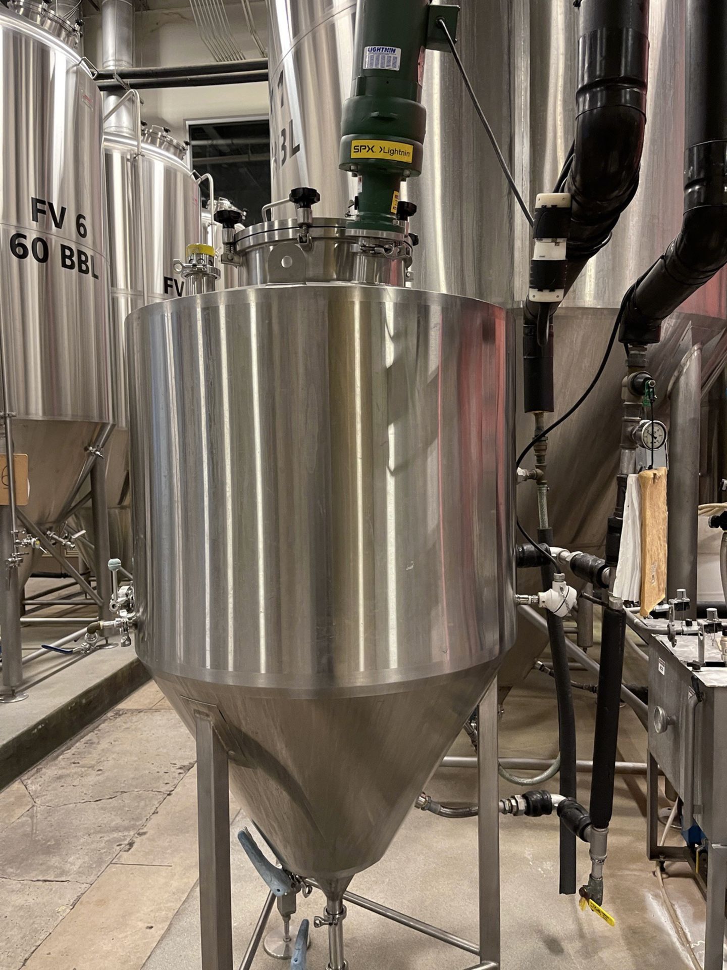 DME 3 BBL Yeast Propagation Tank - Cone Bottom, Glycol Jacketed, Mulitple Ports with | Rig Fee $500 - Image 2 of 3