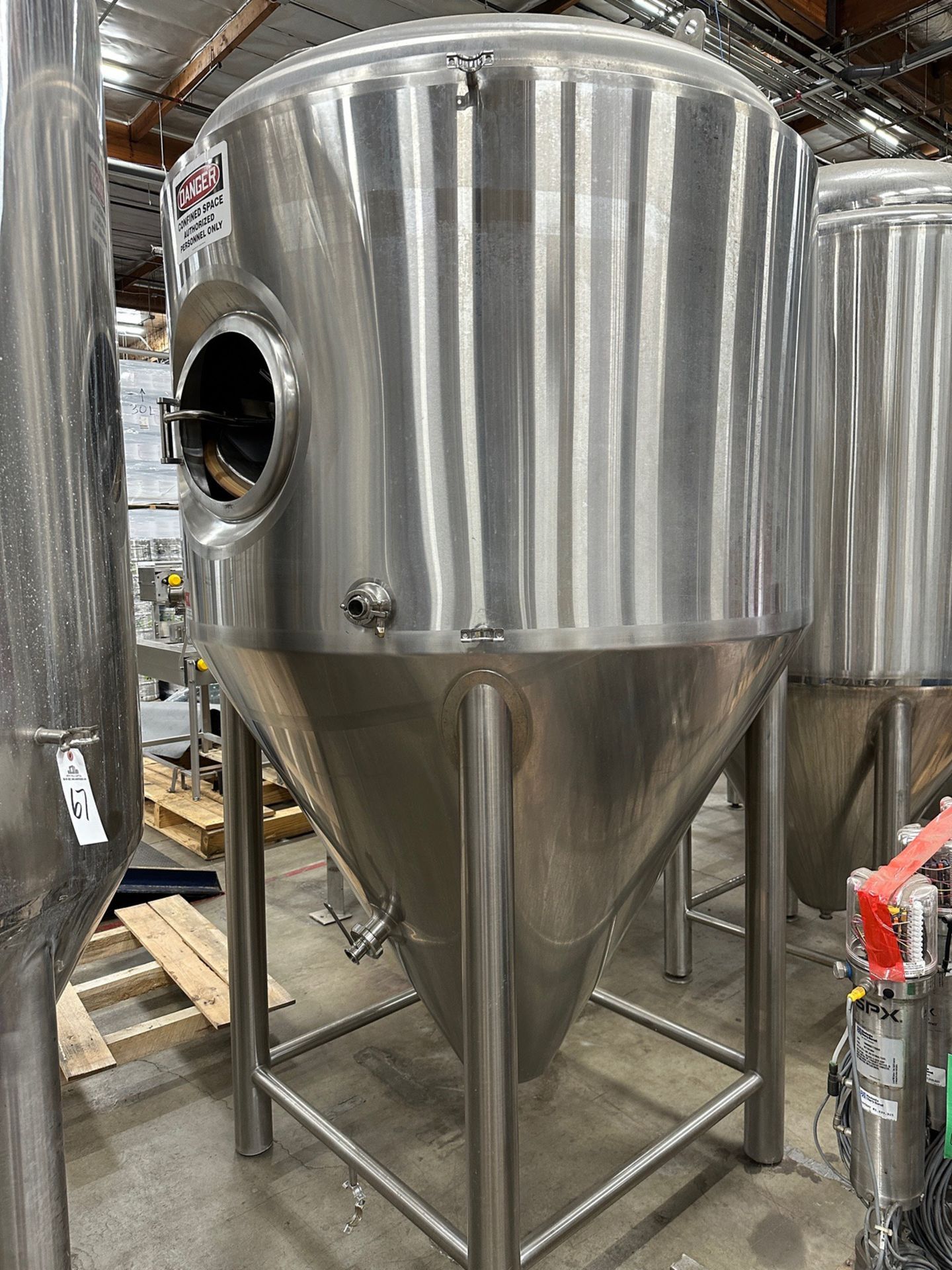 20 BBL Stainless Steel Fermentation Tank, Cone Bottom, Glycol Jacketed, No Fittings | Rig Fee $750 - Image 3 of 3