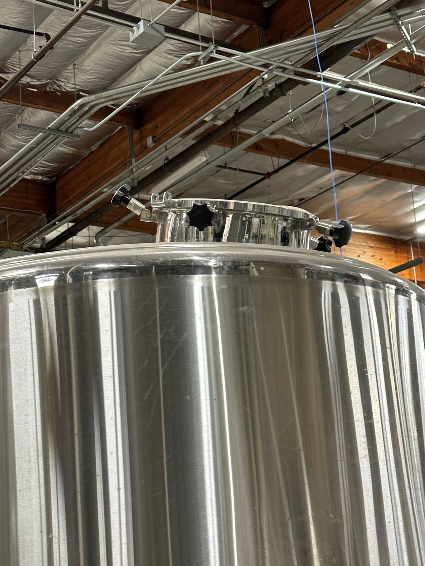 30 BBL Stainless Steel Brite Tank, Dish Bottom, Glycol Jacketed, Top Mandoor, No Fit | Rig Fee $1250 - Image 3 of 3