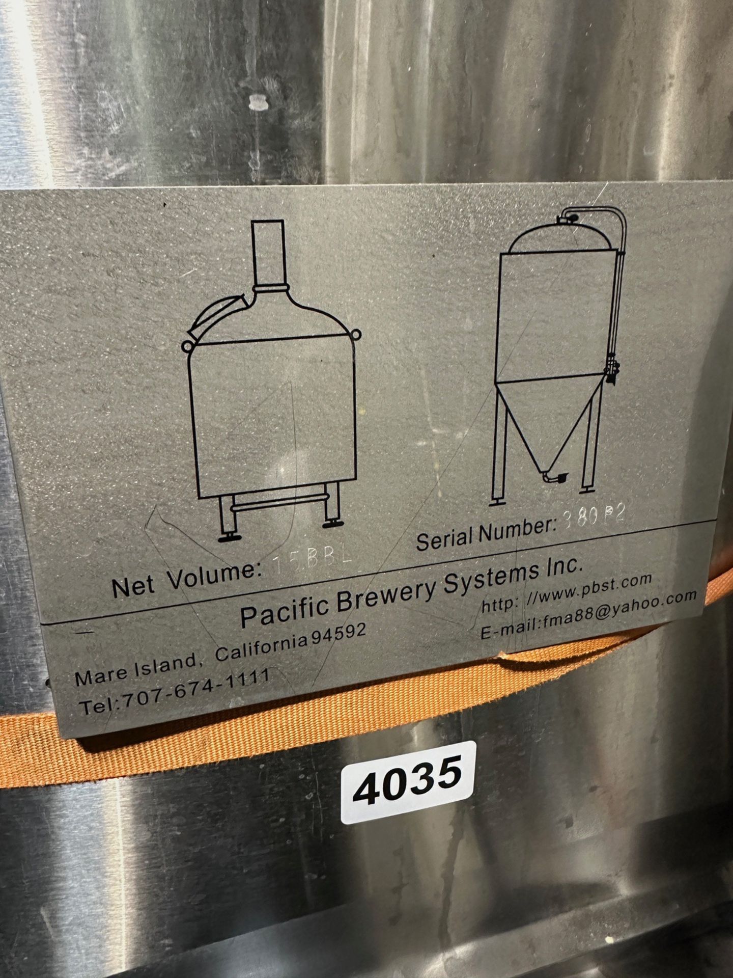 Pacific Brewing Systems 15BBL Stainless Steel Brite Tank, Glycol Jacketed, Dish Bot | Rig Fee $900 - Image 2 of 4