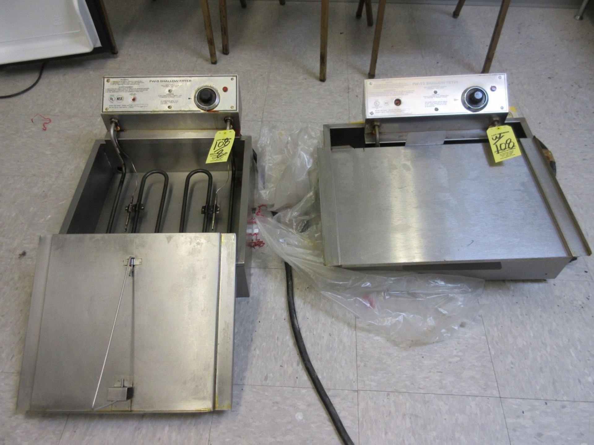 LOT (2) Gold Medal FW-12 Shallow Fryers