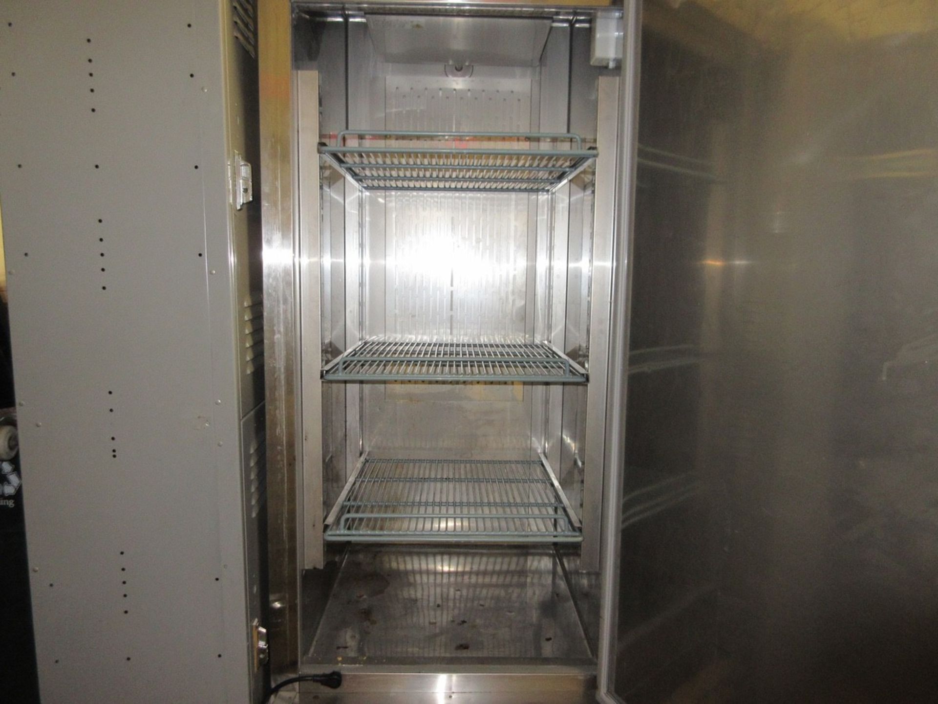 (1) Avantco 178SS1RHC S.S. Stand Up, Single Door, Port. Refrigerator - Image 3 of 4