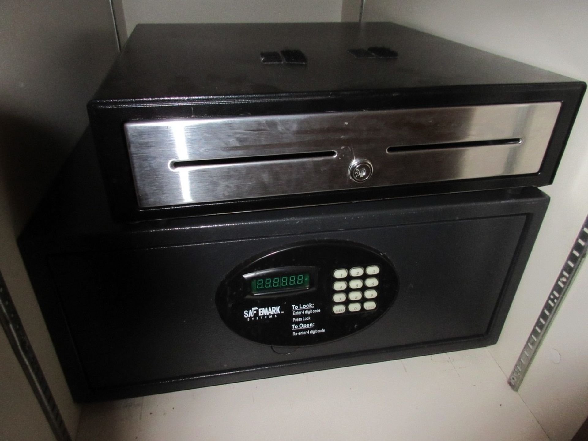(1) Display Counter, 101" x 39" w/ Glass Shield and Safeway Digital Scale - Image 3 of 3