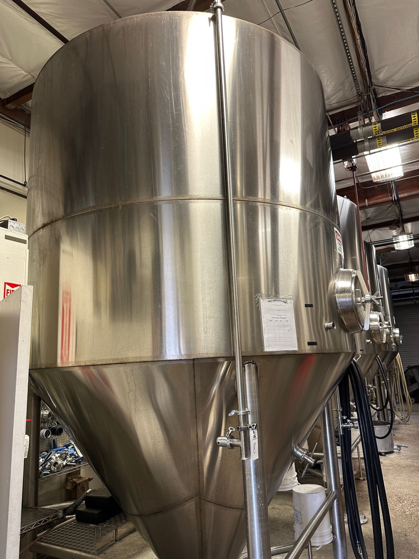 90 BBL Silver State Stainless Fermenter - Cone Bottom, Glycol Jacketed, Mandoor, Zw | Rig Fee $1750 - Image 2 of 2