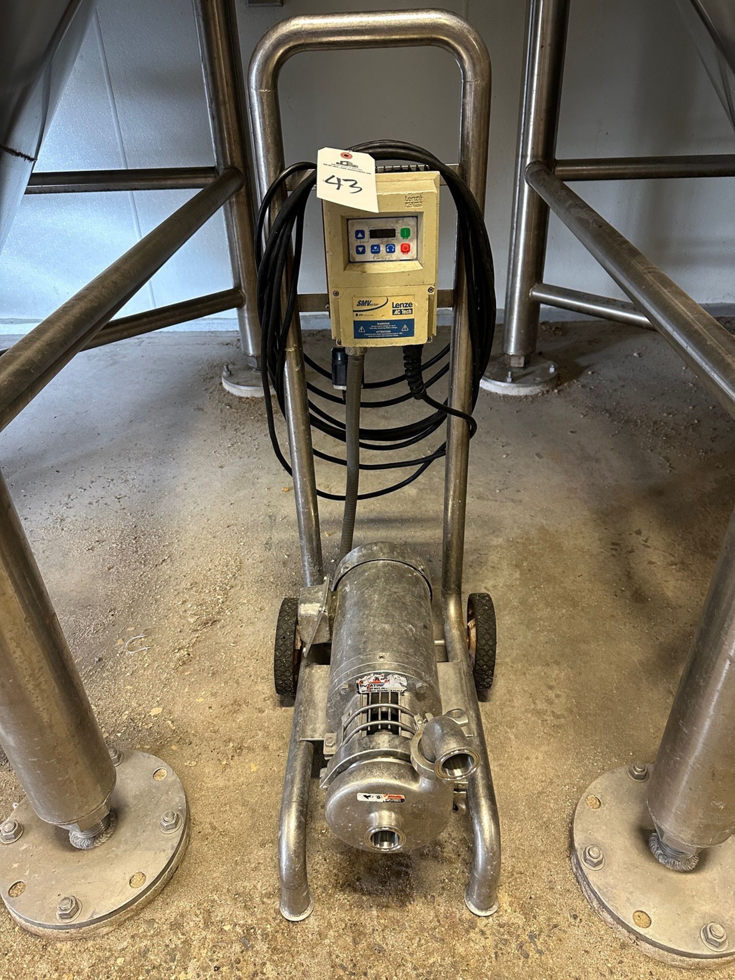 2HP Washdown Pump on Cart with VFD | Rig Fee $100