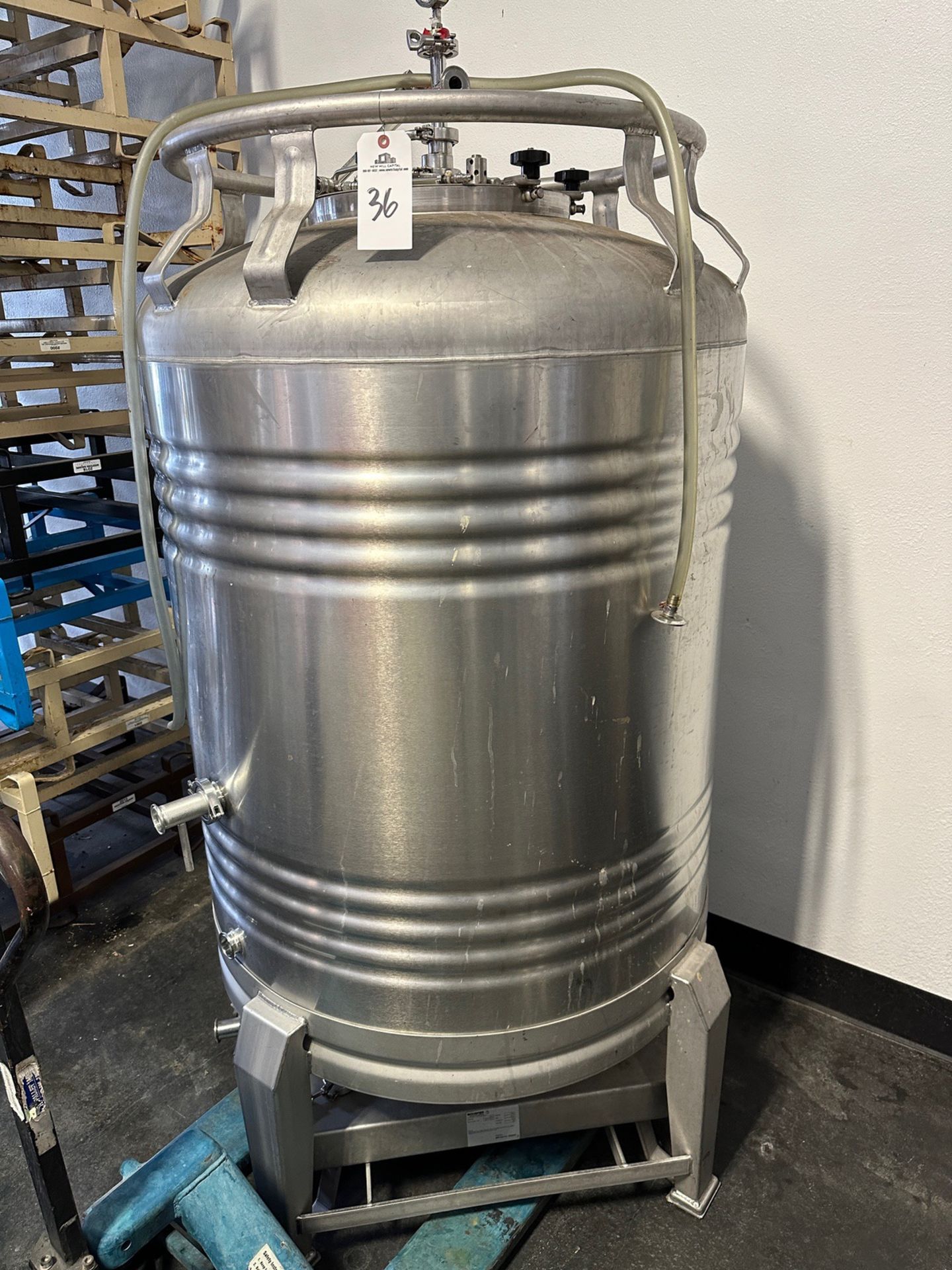 8 BBL Schafer Stainless Steel Sour Blending Tank (Approx. 3'6"" x 7' O.H.) | Rig Fee $450