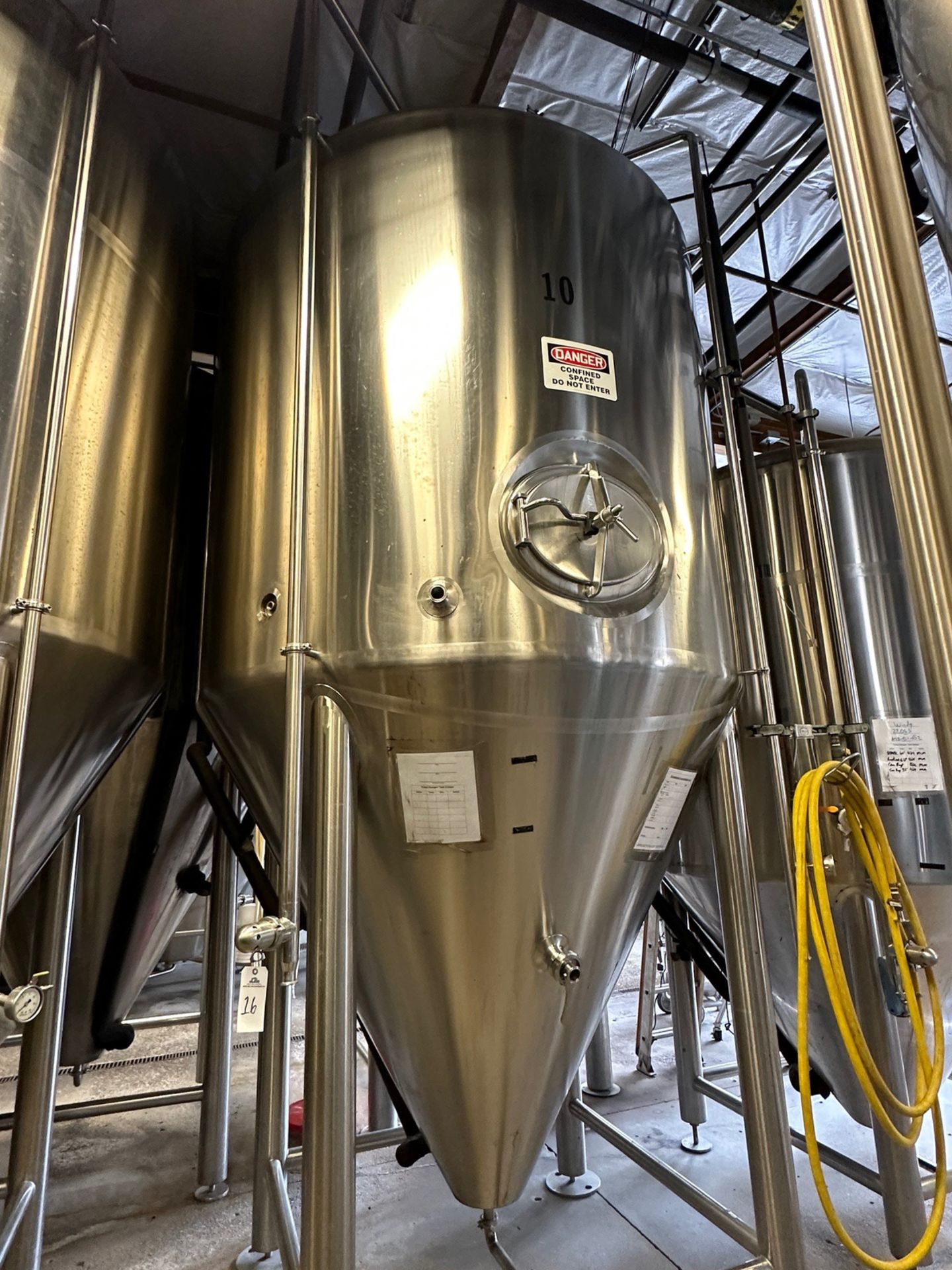 60 BBL Premier Stainless Steel Fermenter - Cone Bottom, Glycol Jacketed, Mandoor, Z | Rig Fee $1500