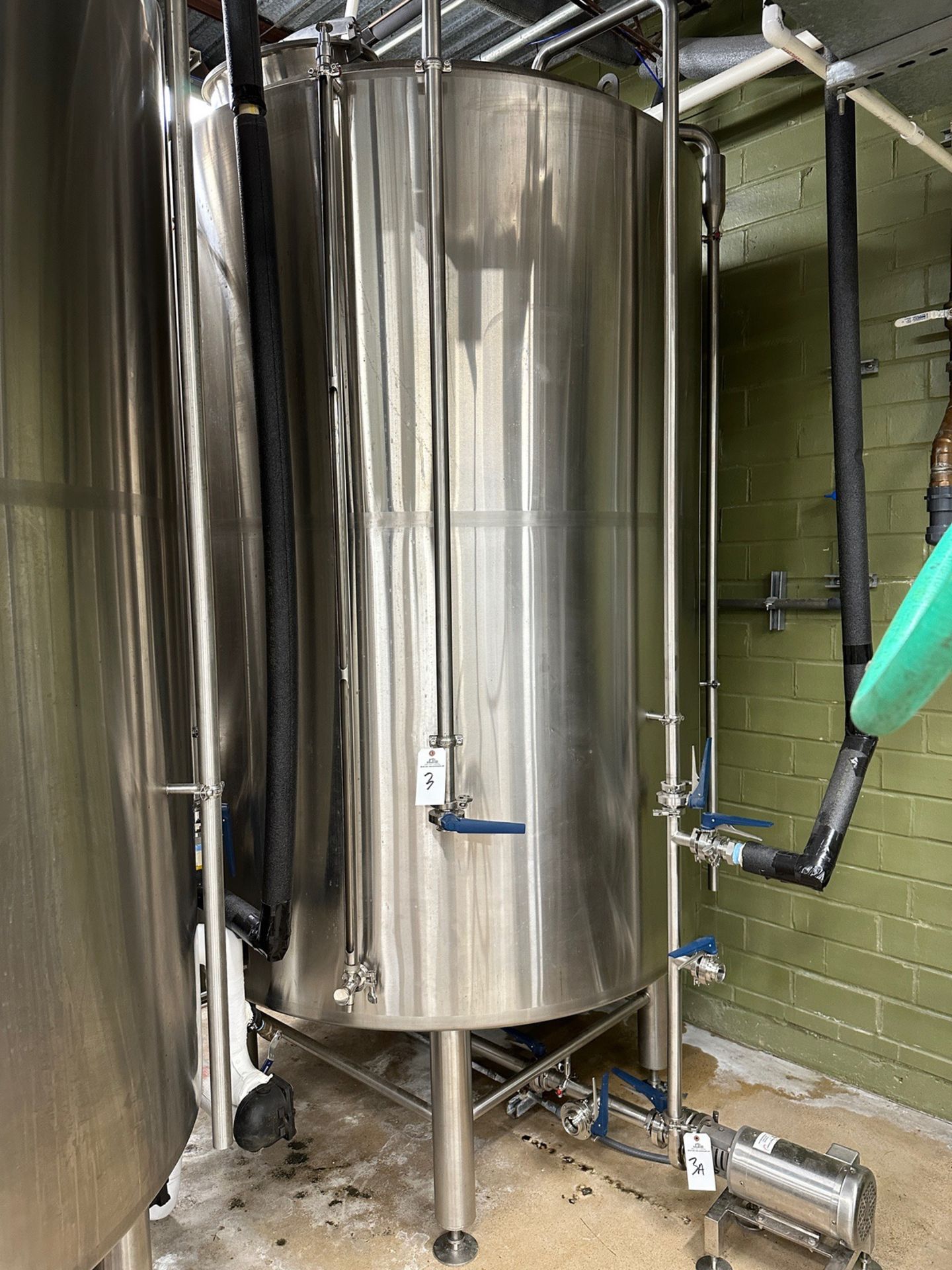 2019 Craft Kettle 30 BBL Cold Liquor Tank (Approx. 5'6" Diameter and 10'6" O.H.) | Rig Fee $1350